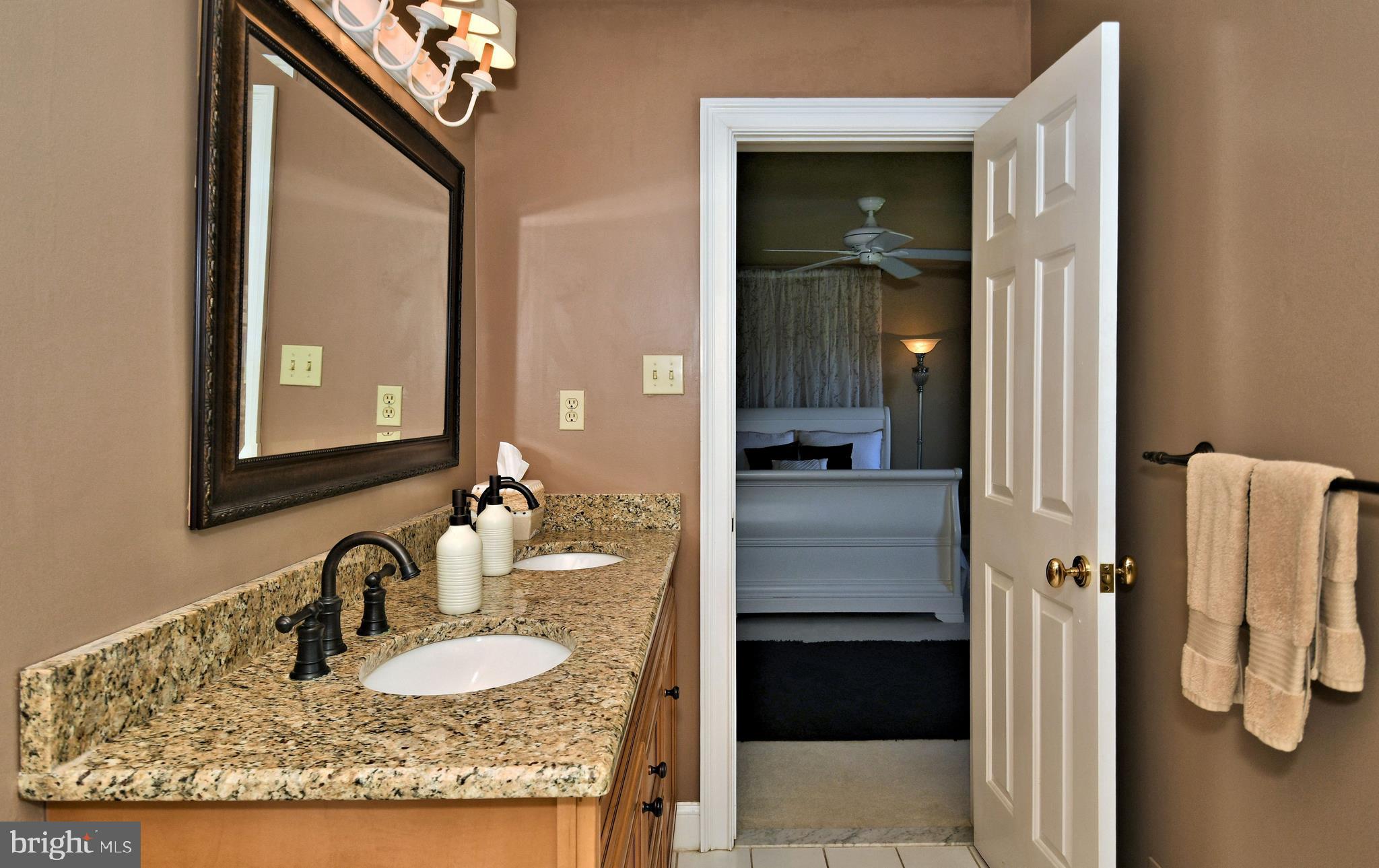 LAUREL RIDGE - Residential