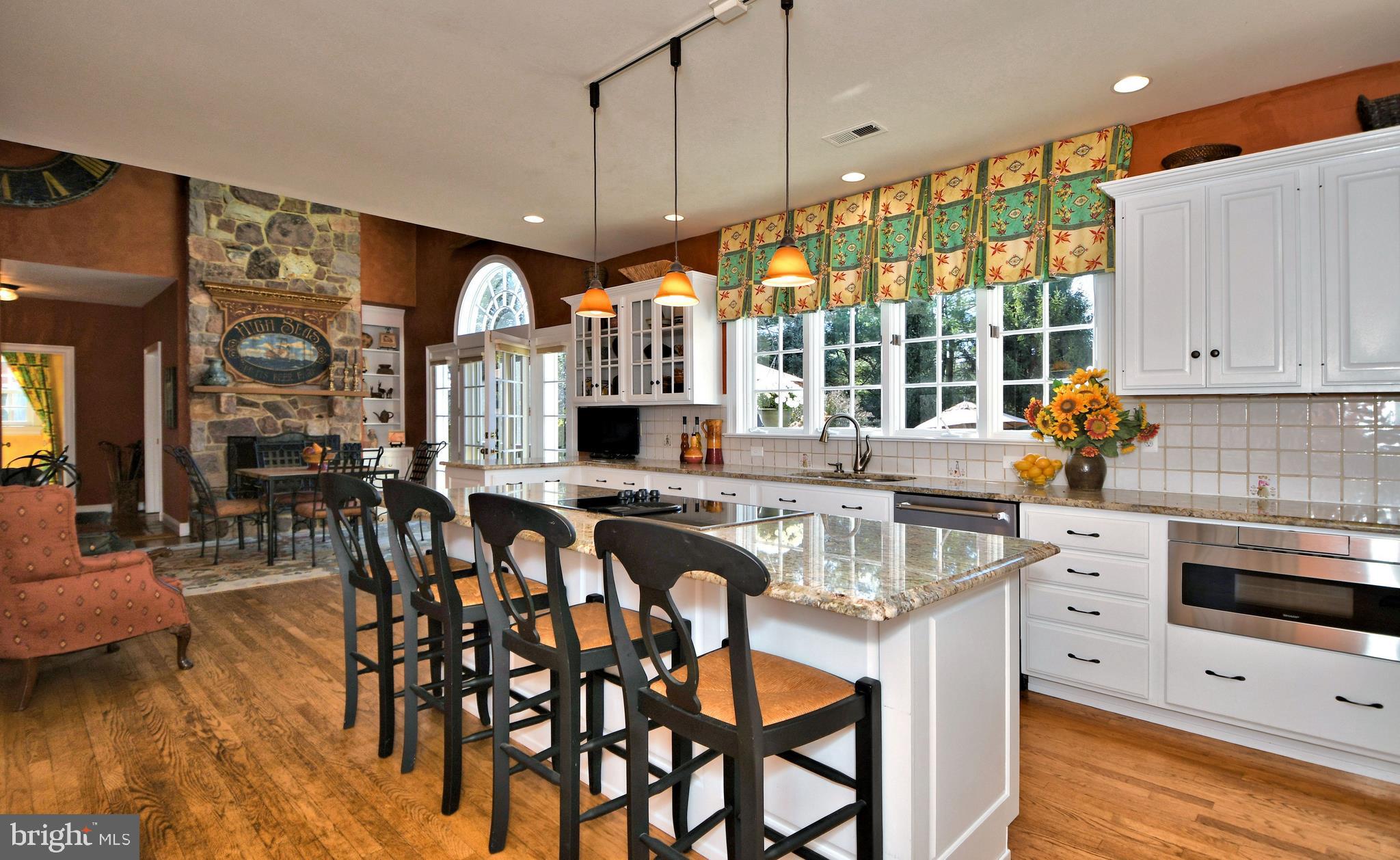 LAUREL RIDGE - Residential