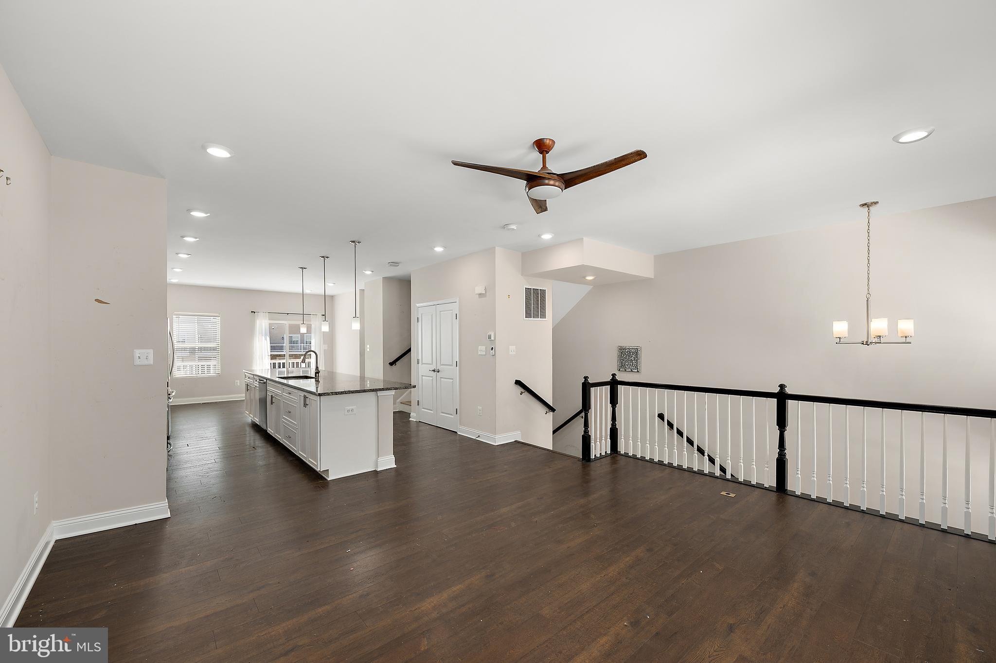 35069 WRIGHT WAY
