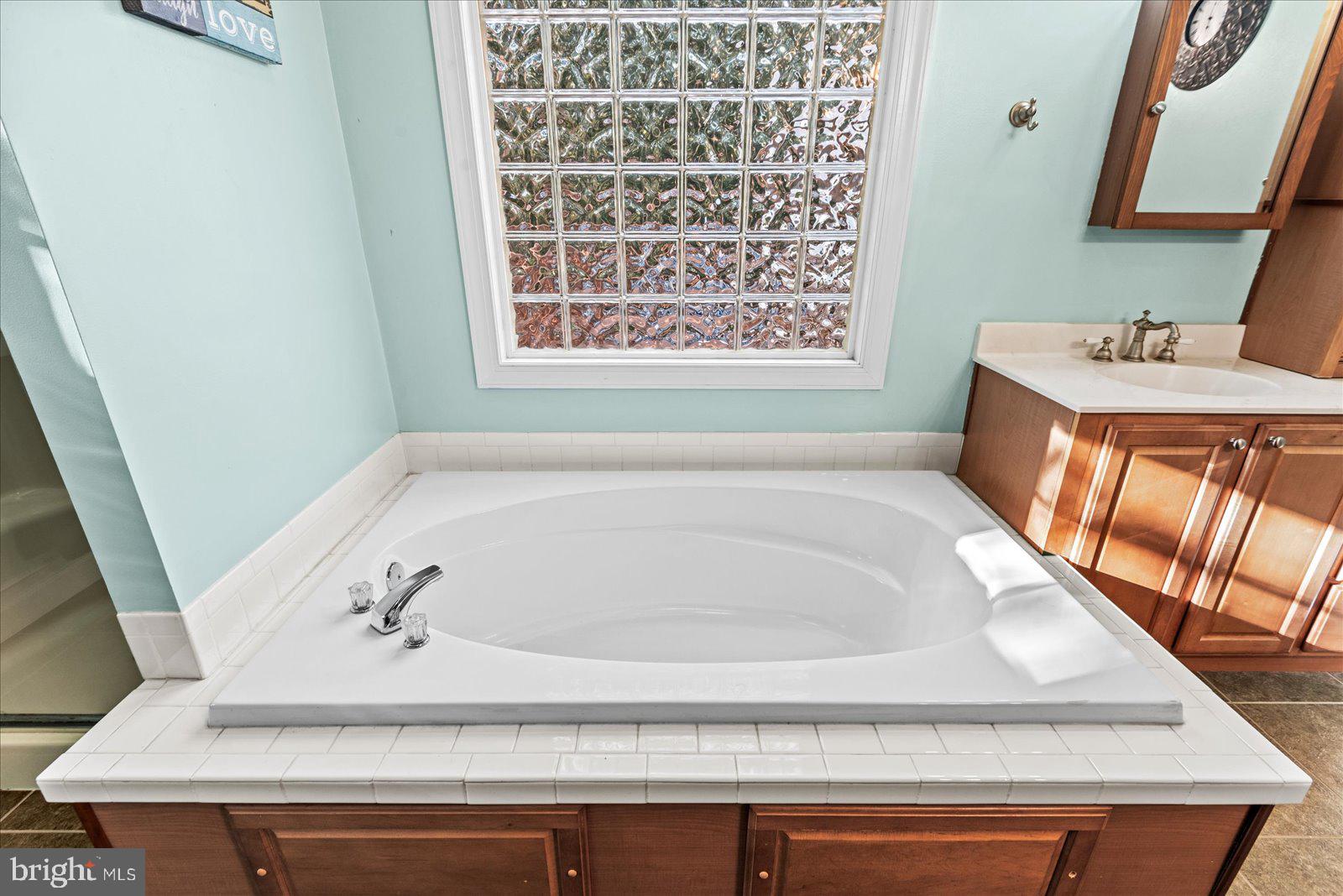 GROVES ESTATES - Residential