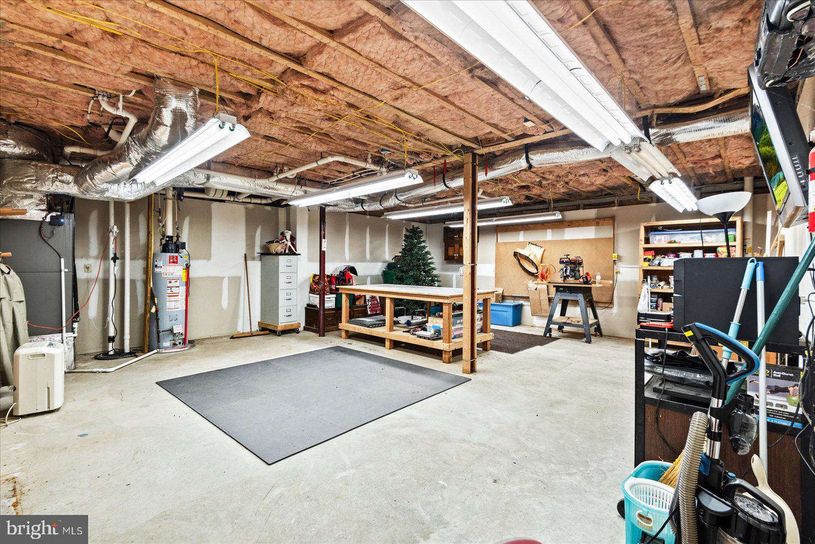 GROVES ESTATES - Residential