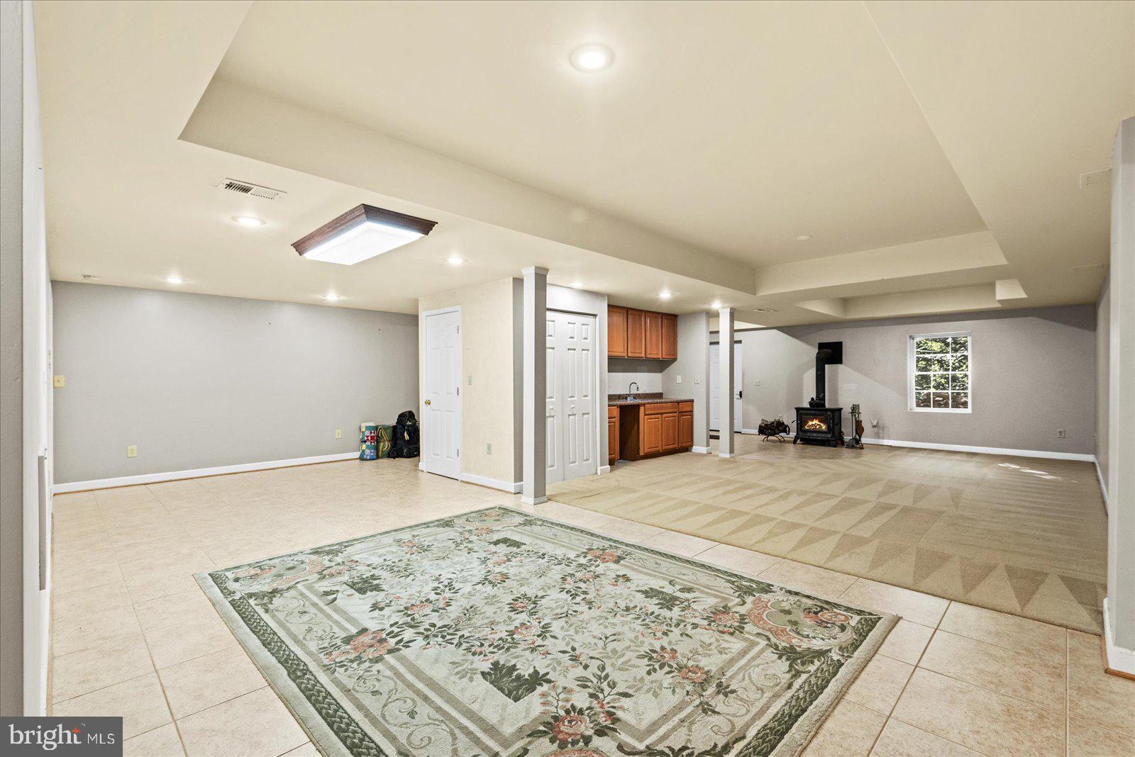 GROVES ESTATES - Residential