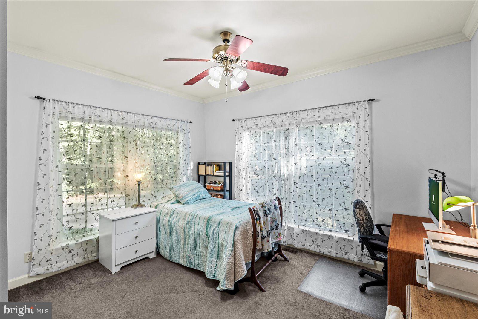 GROVES ESTATES - Residential