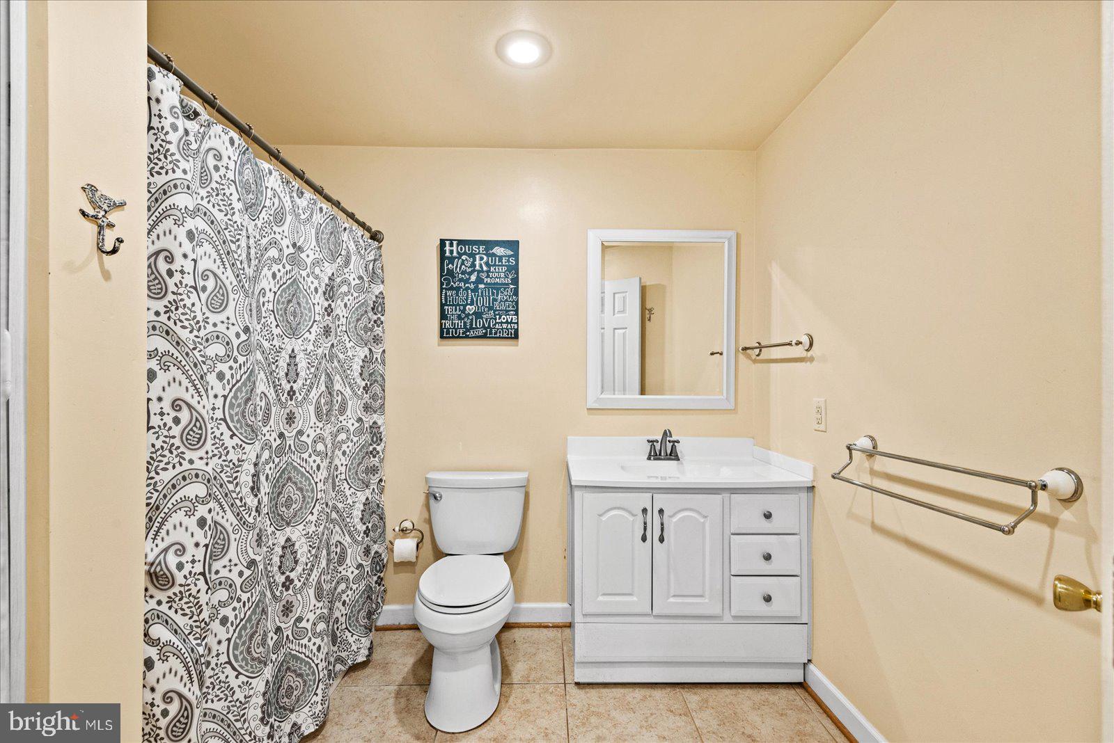 GROVES ESTATES - Residential