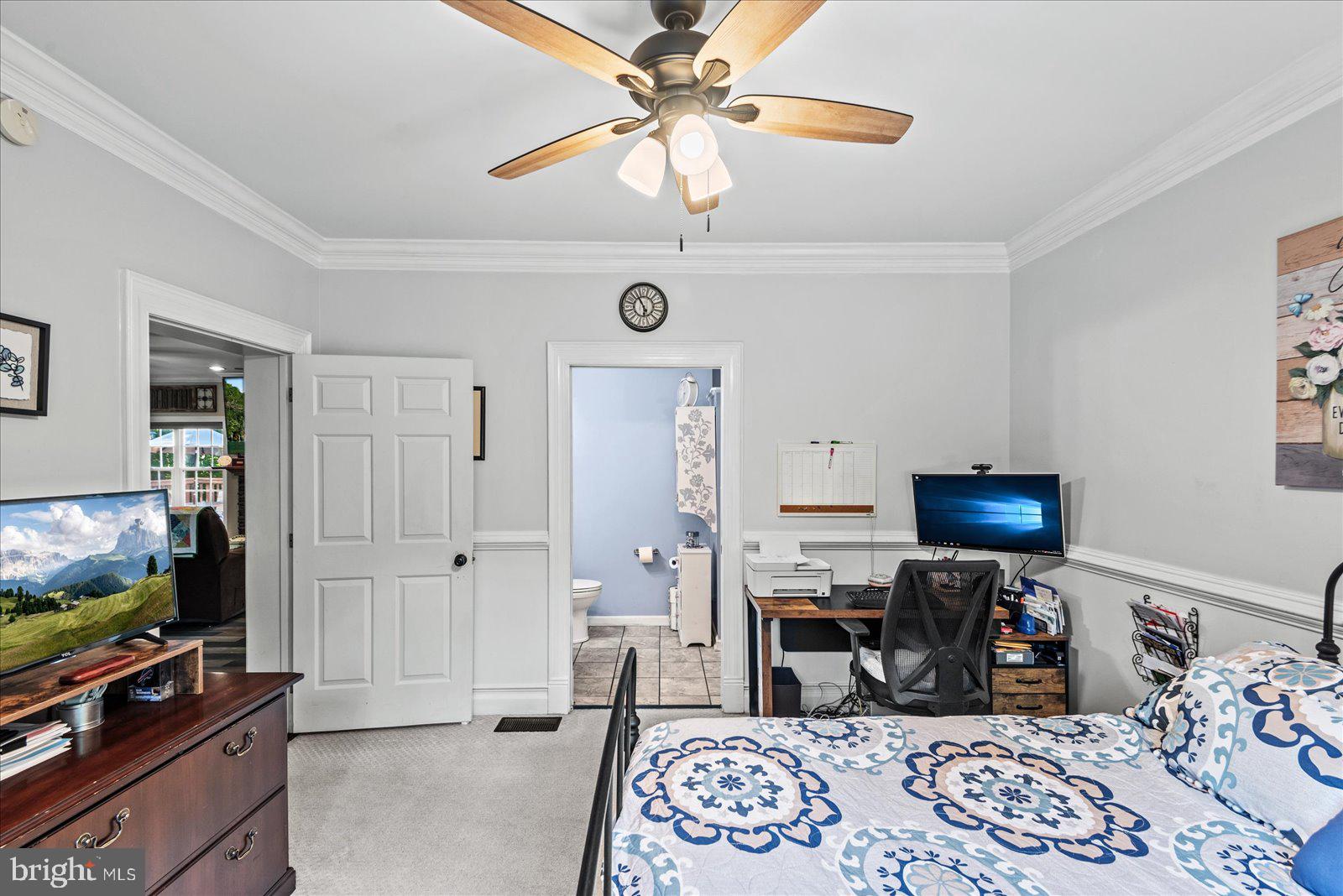 GROVES ESTATES - Residential