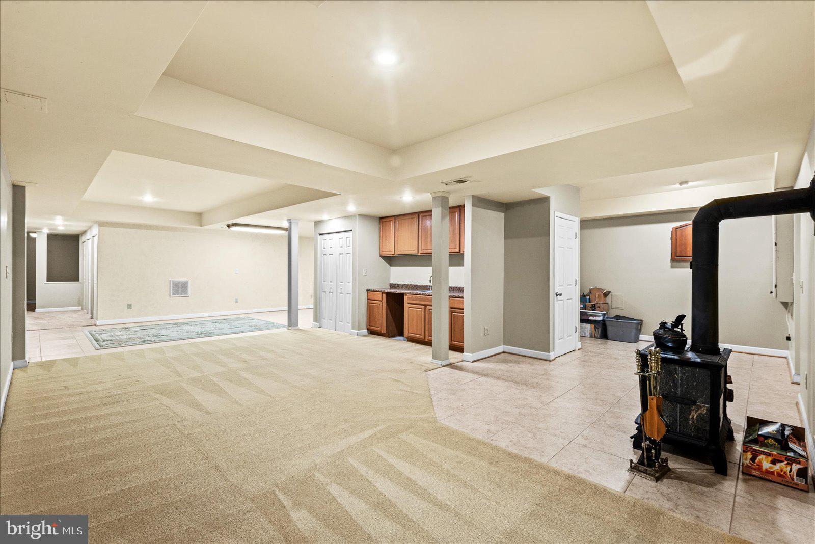 GROVES ESTATES - Residential