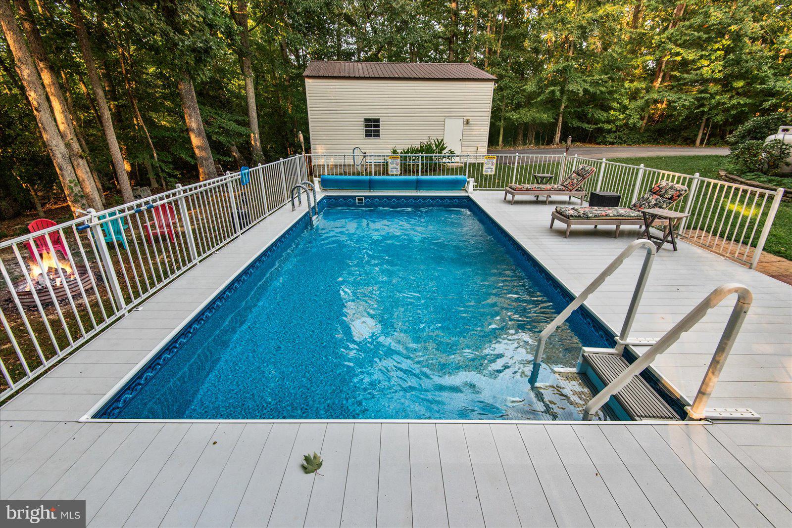 GROVES ESTATES - Residential