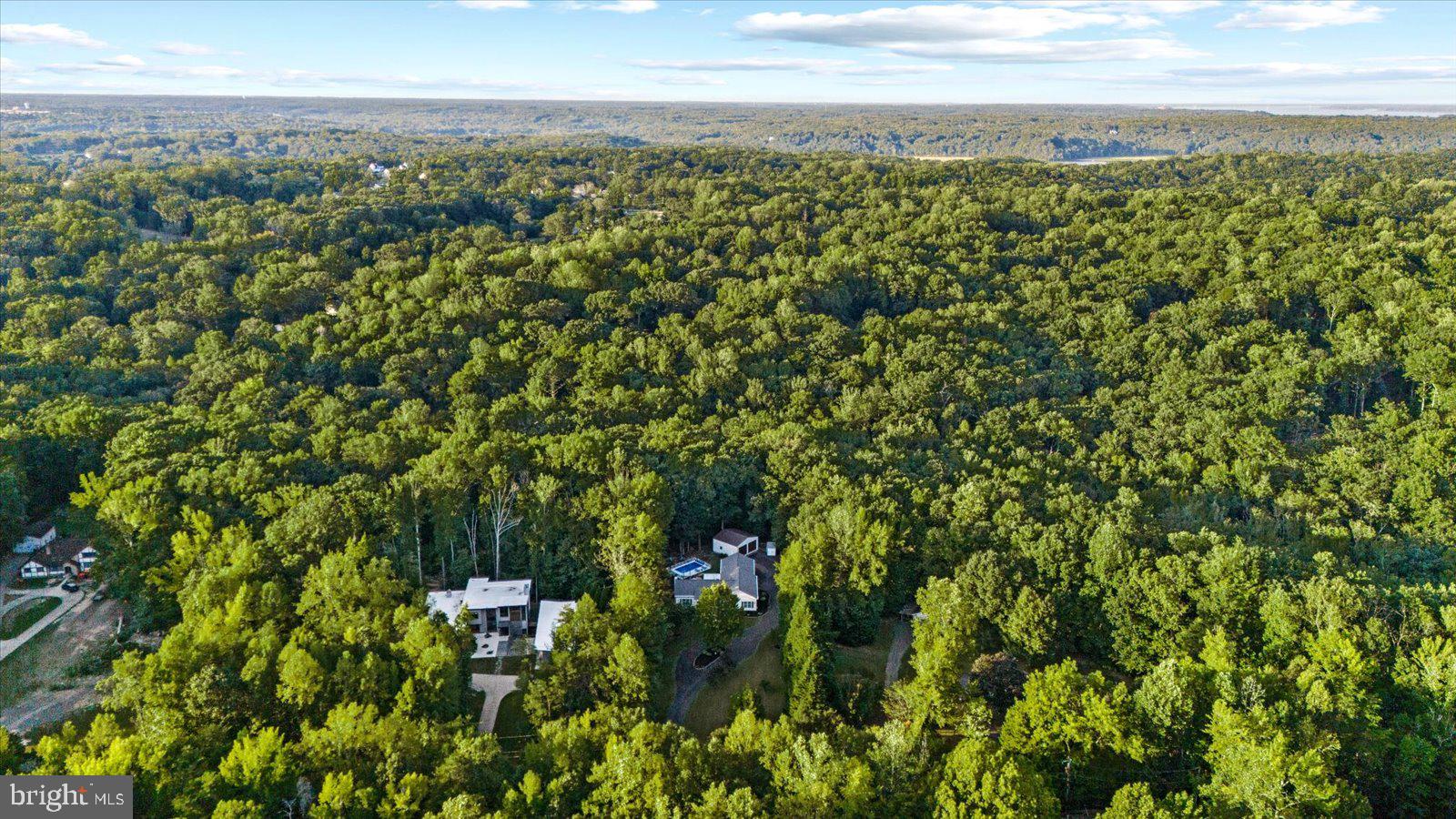 GROVES ESTATES - Residential