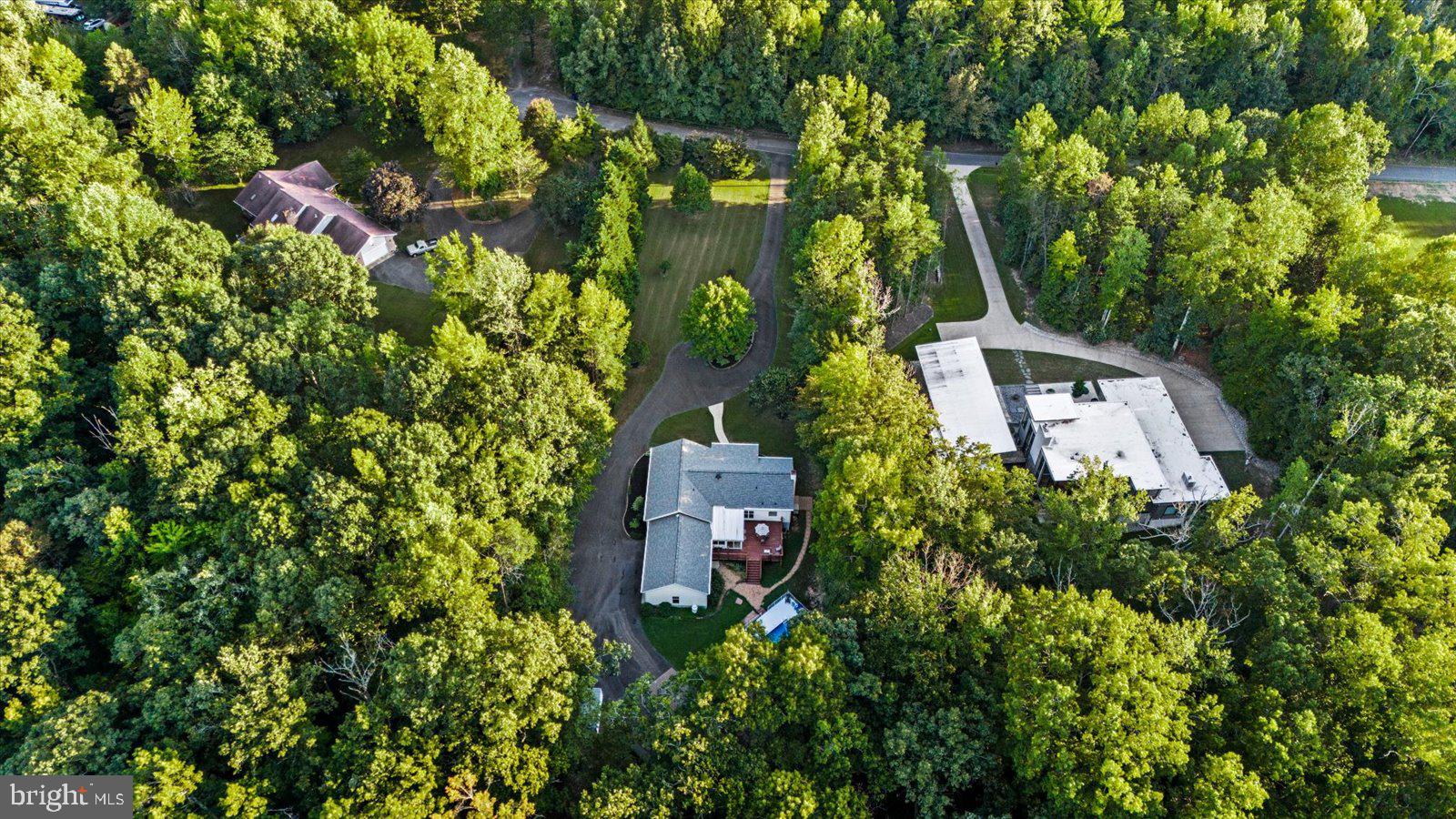 GROVES ESTATES - Residential