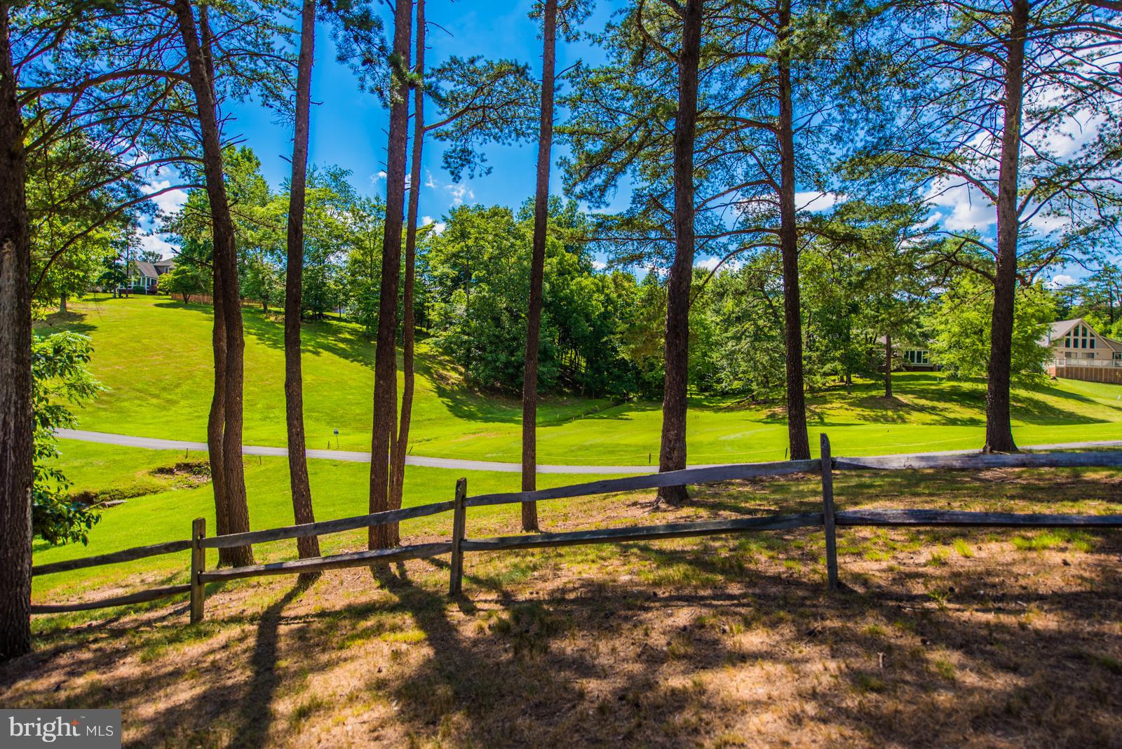 THE WOODS - Residential