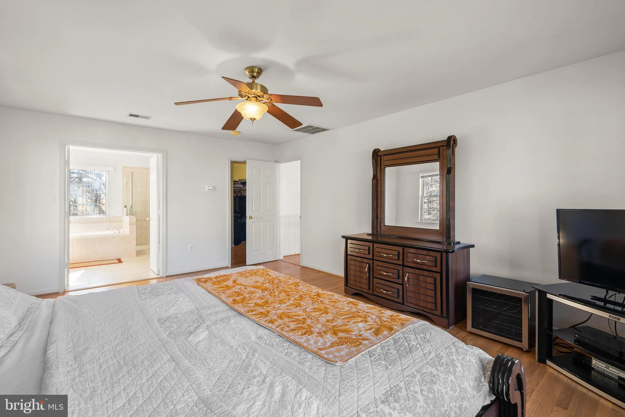 Waldorf, Maryland 20603, United States, 4 Bedrooms Bedrooms, ,3 BathroomsBathrooms,Residential,Active,96264