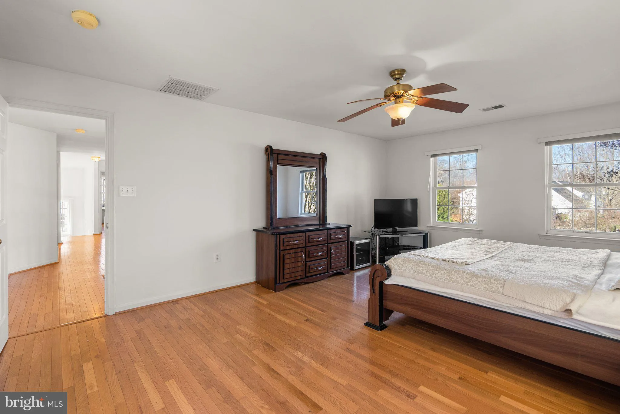 Waldorf, Maryland 20603, United States, 4 Bedrooms Bedrooms, ,3 BathroomsBathrooms,Residential,Active,96264