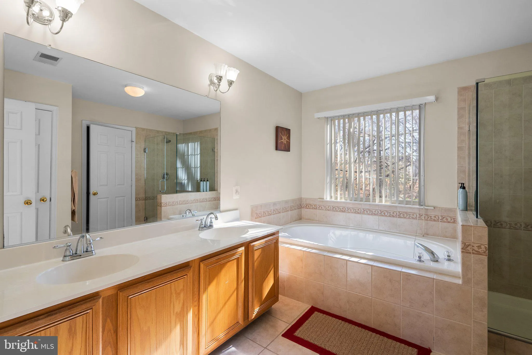 Waldorf, Maryland 20603, United States, 4 Bedrooms Bedrooms, ,3 BathroomsBathrooms,Residential,Active,96264