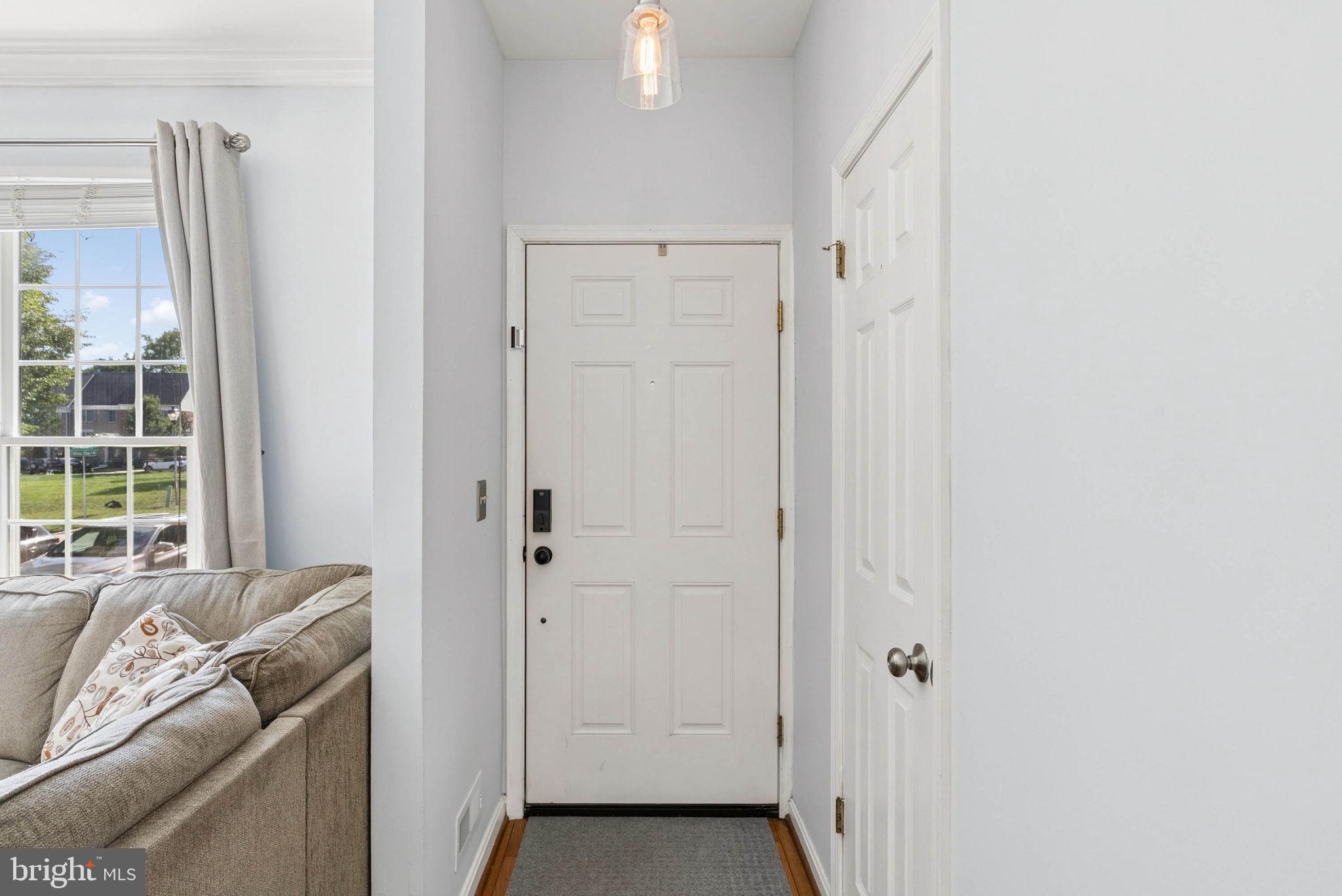 7 SNOWBERRY COURT