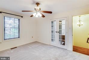 HOLLAND TOWNE - Residential Lease