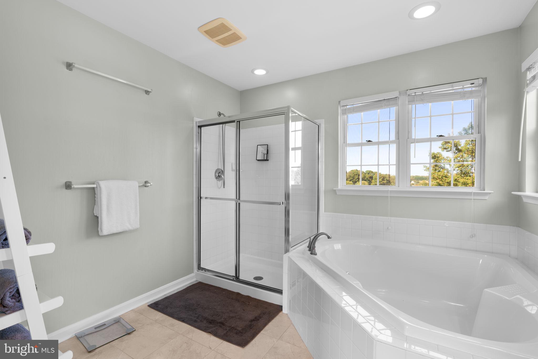 THE ESTATES AT SAND HILL - Residential