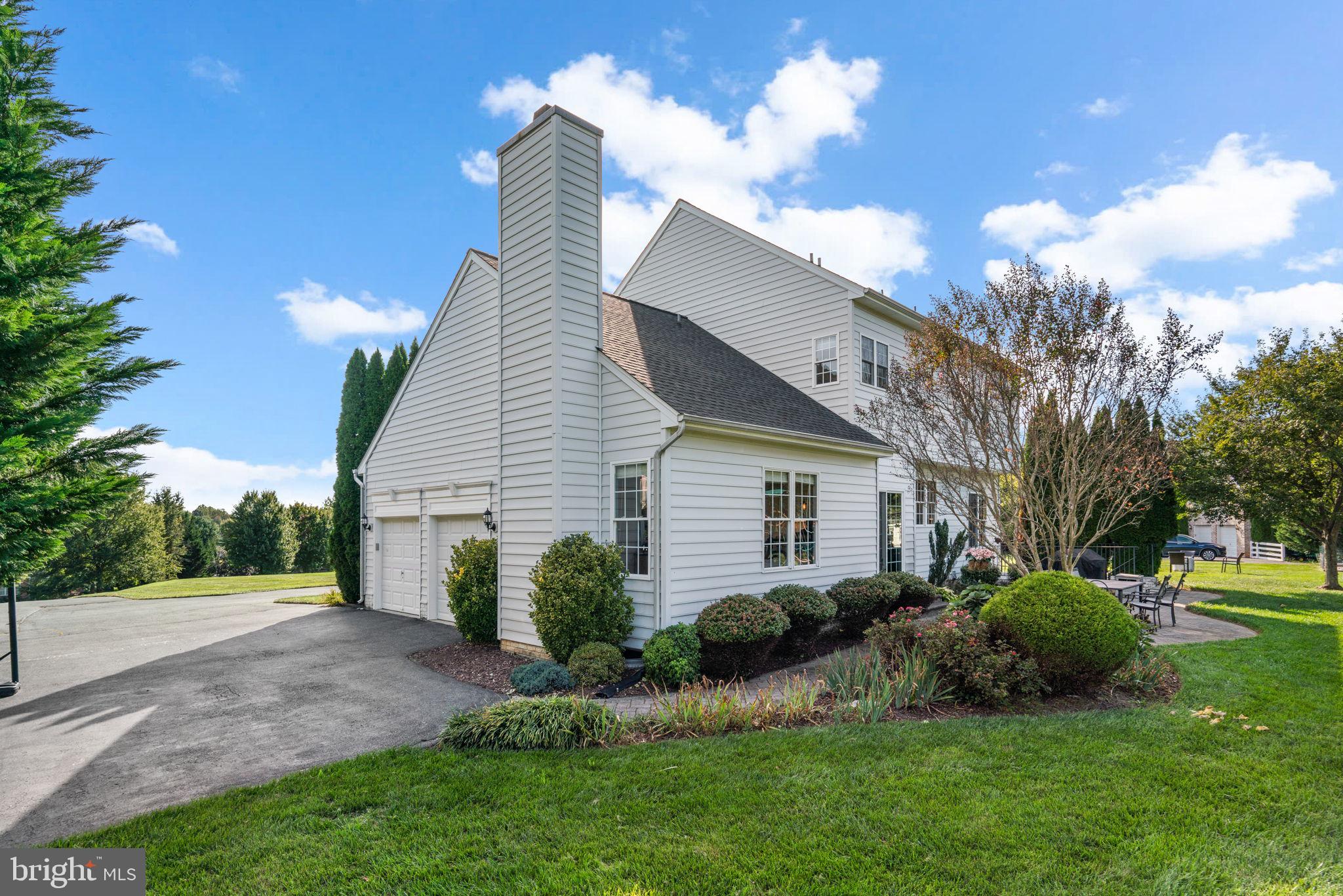 THE ESTATES AT SAND HILL - Residential