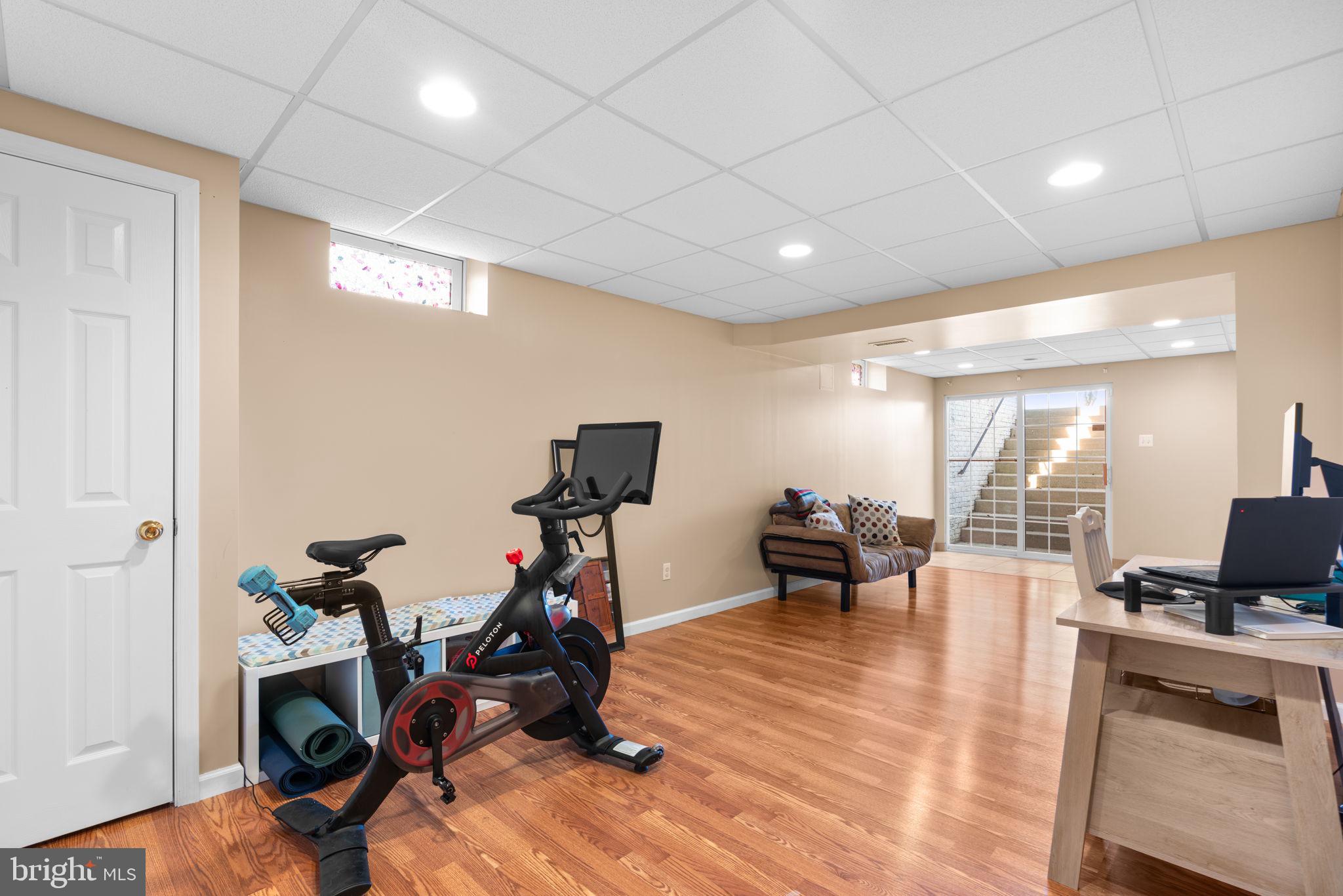 THE ESTATES AT SAND HILL - Residential