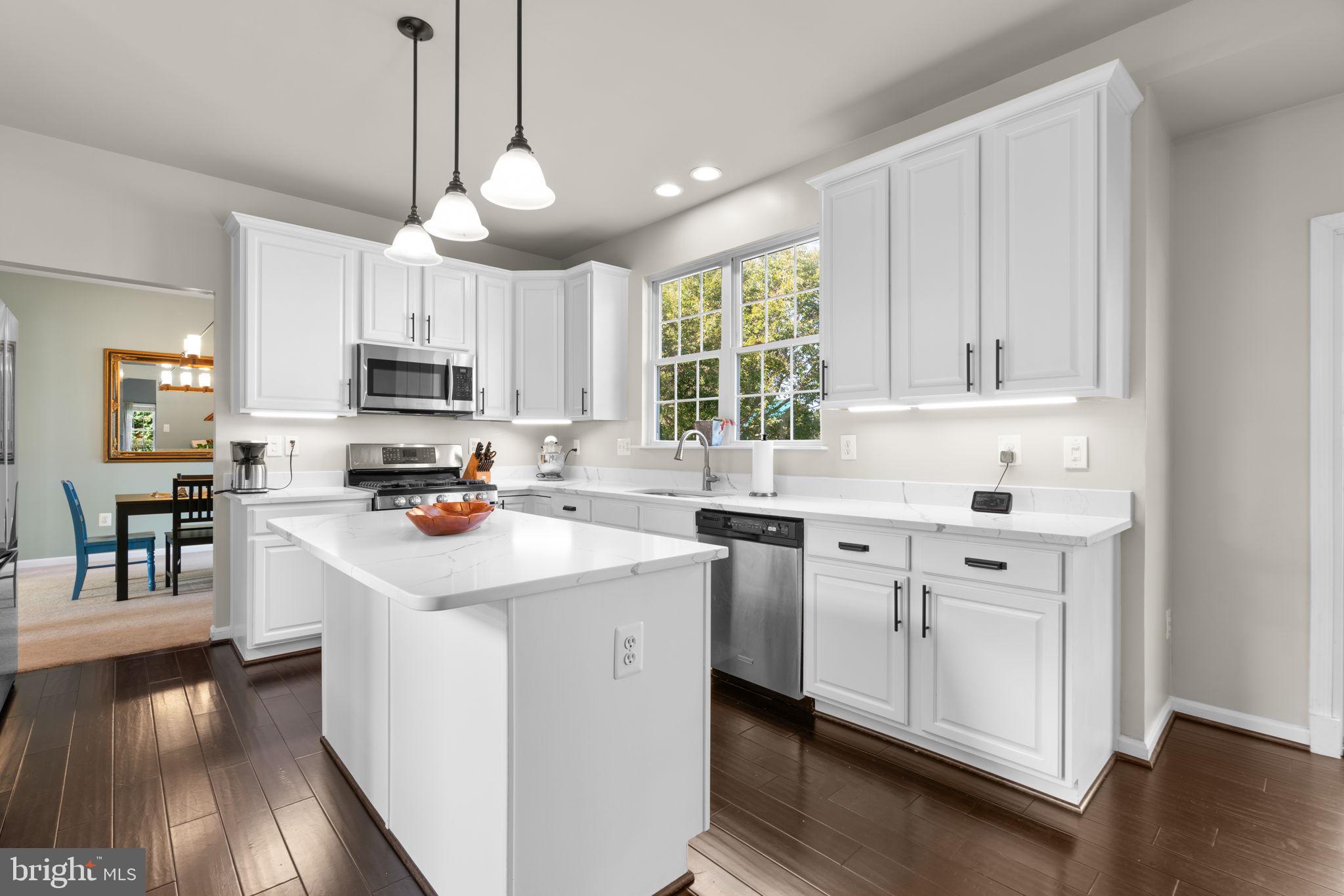 THE ESTATES AT SAND HILL - Residential