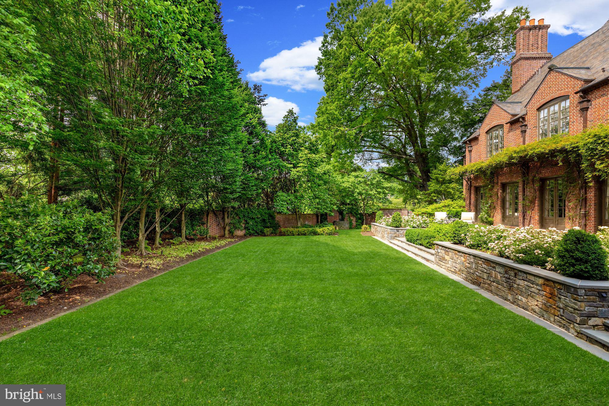 KENWOOD - Residential