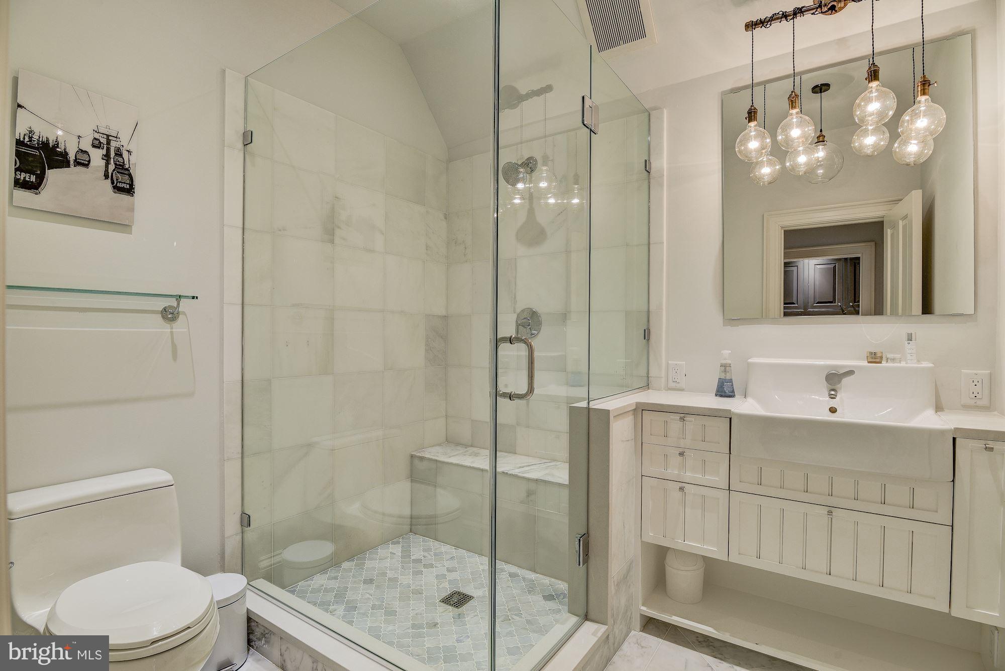 KENWOOD - Residential