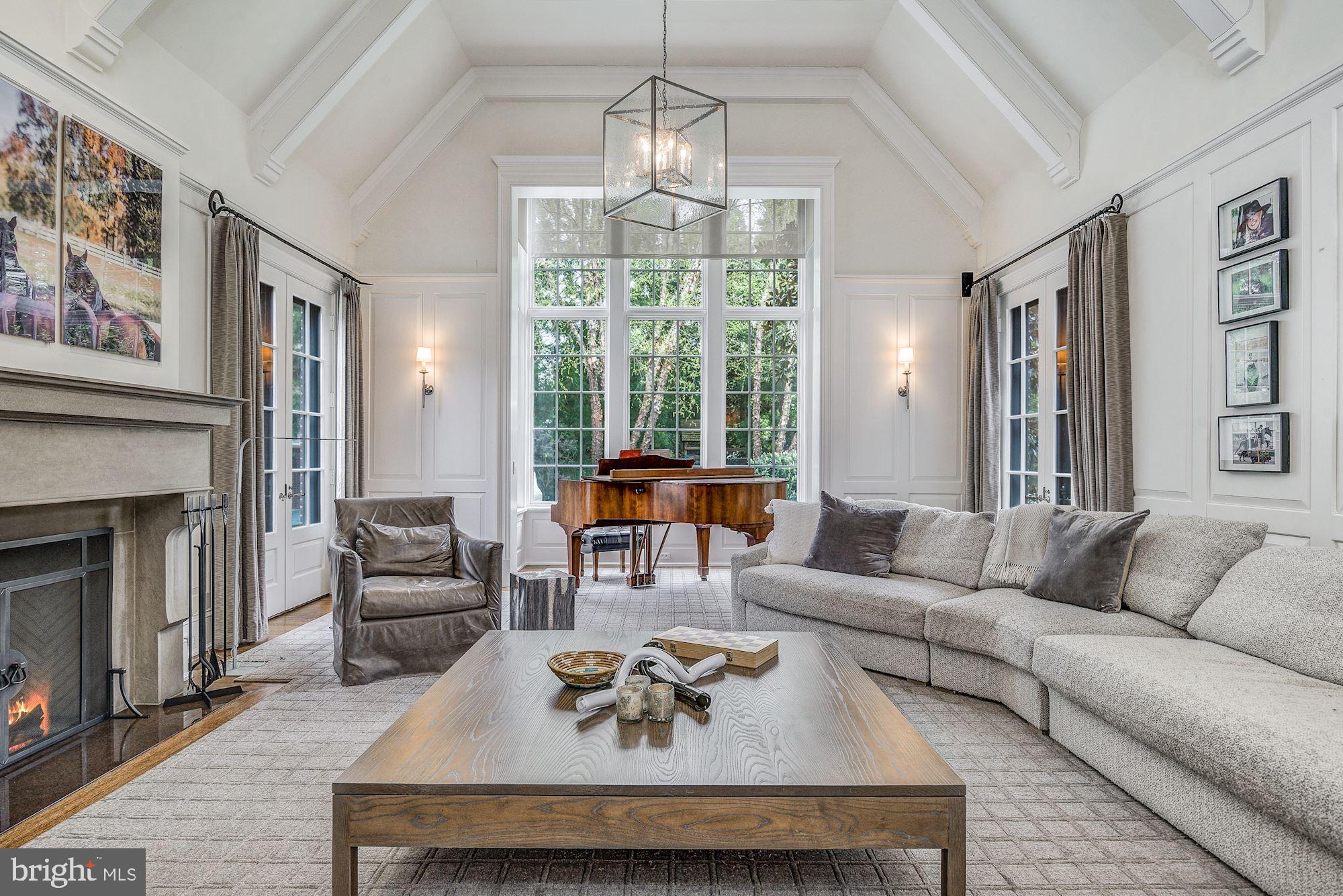 KENWOOD - Residential