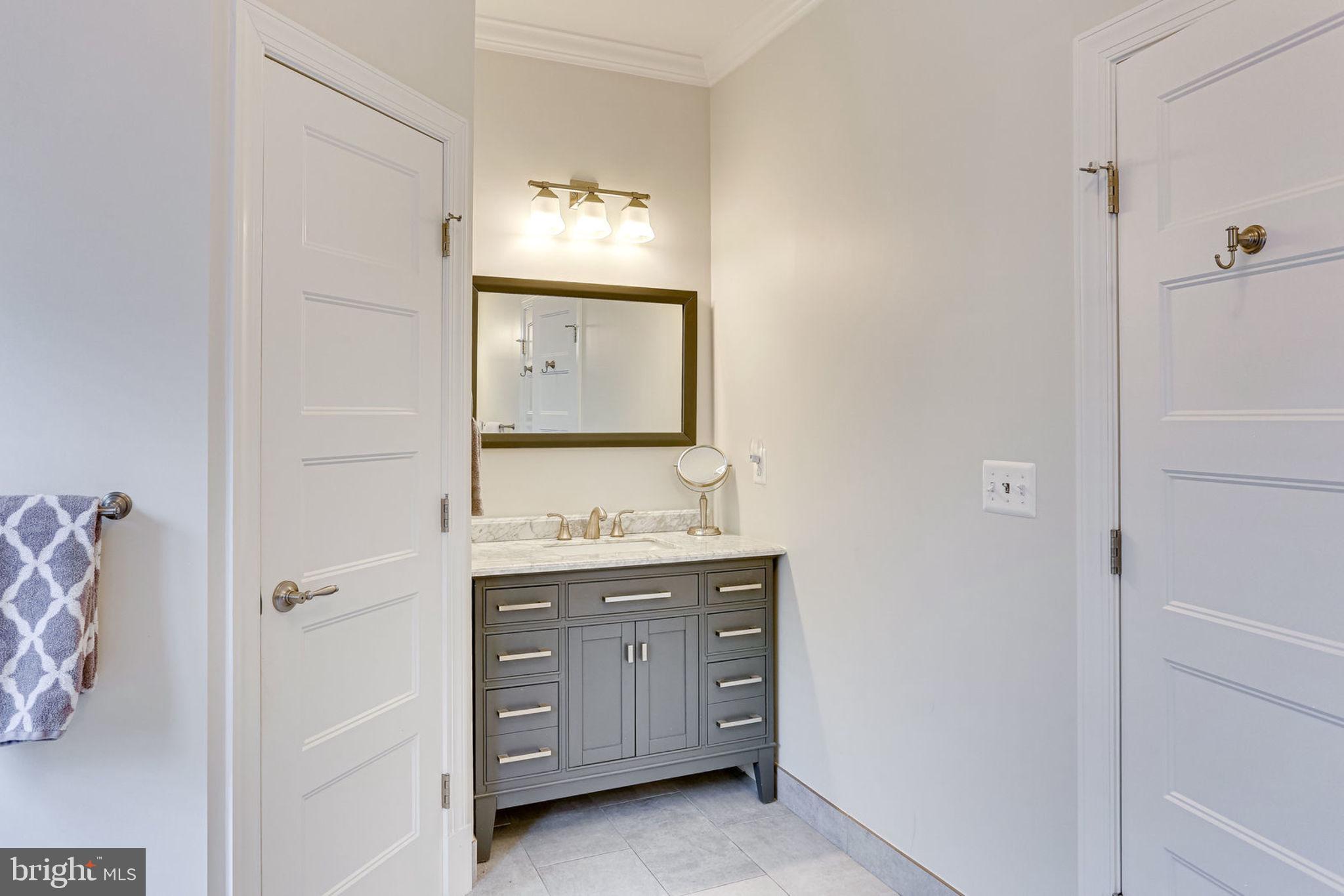 ELLISON HEIGHTS - Residential Lease