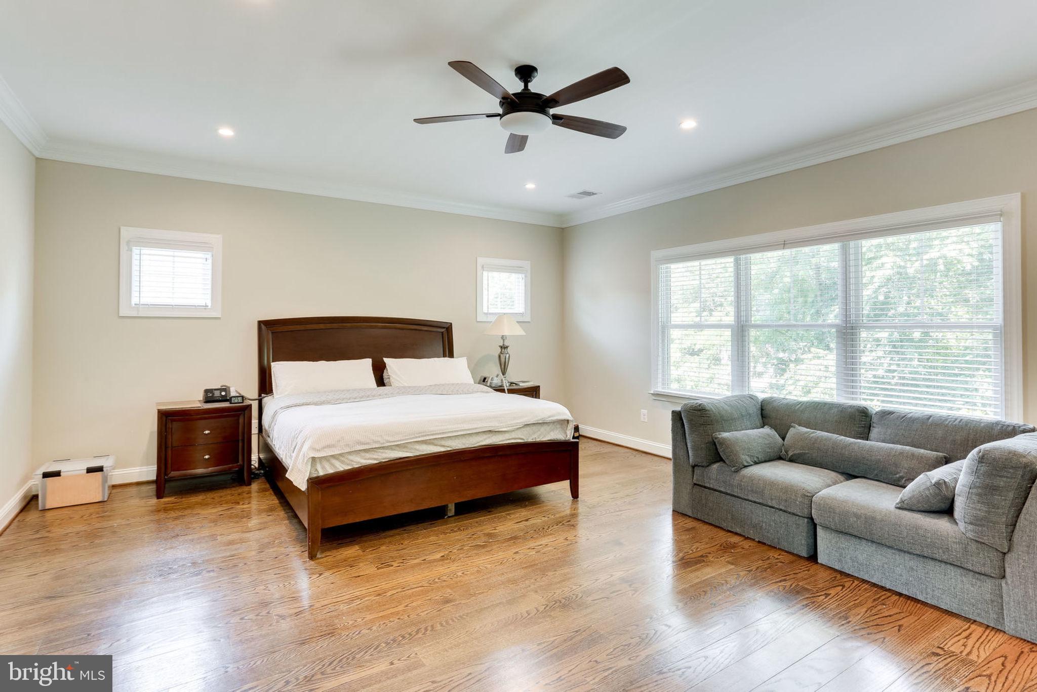 ELLISON HEIGHTS - Residential Lease