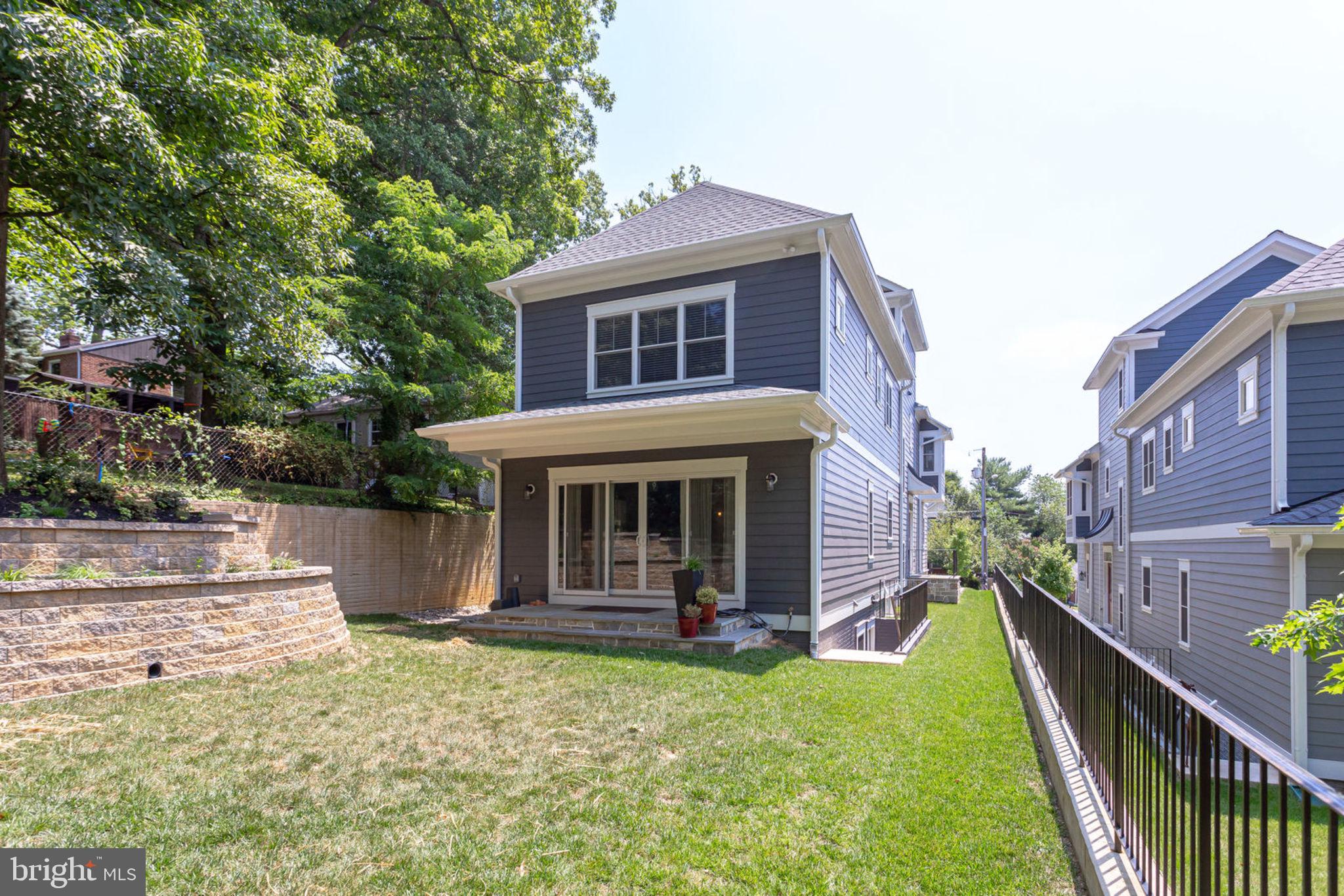 ELLISON HEIGHTS - Residential Lease