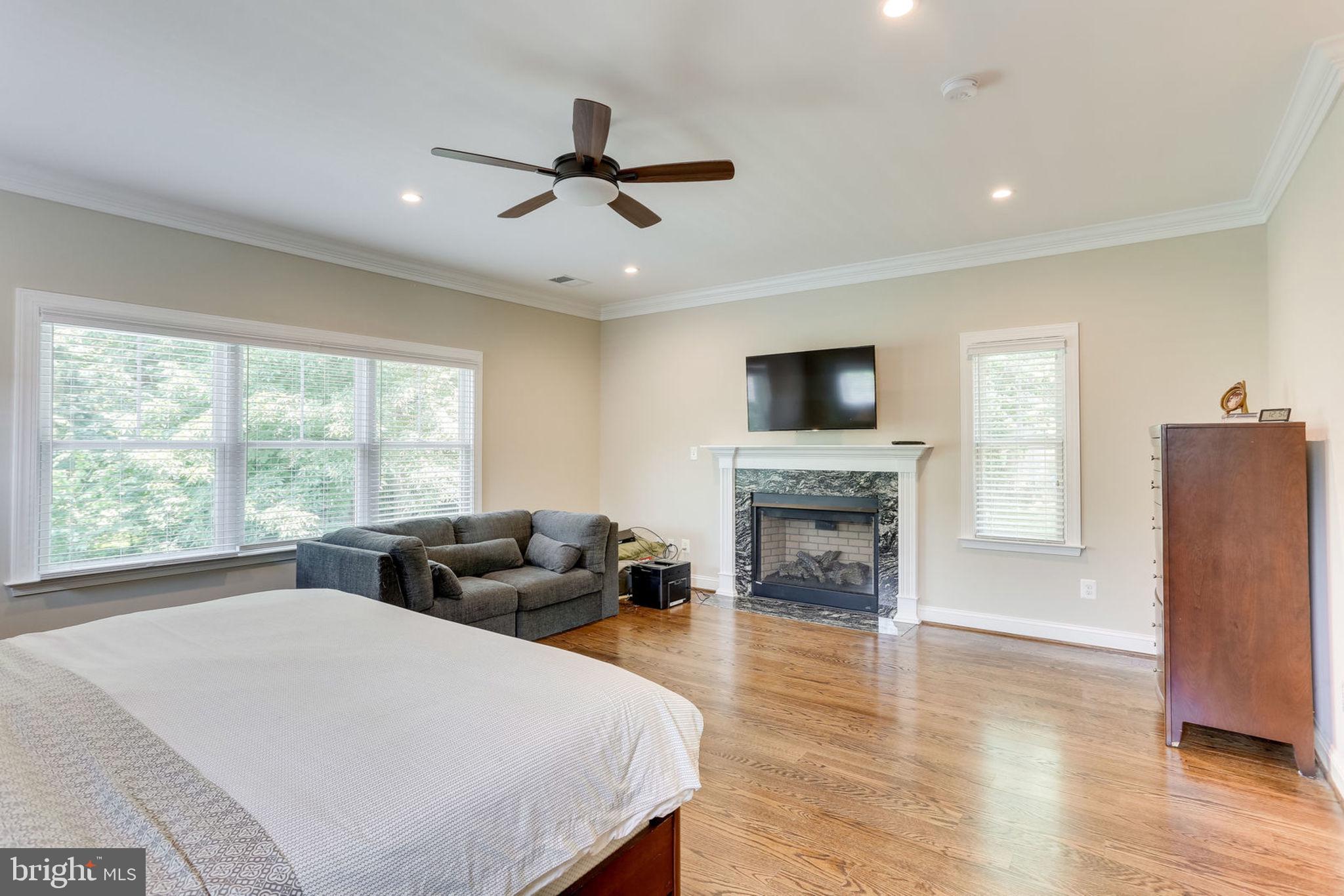 ELLISON HEIGHTS - Residential Lease