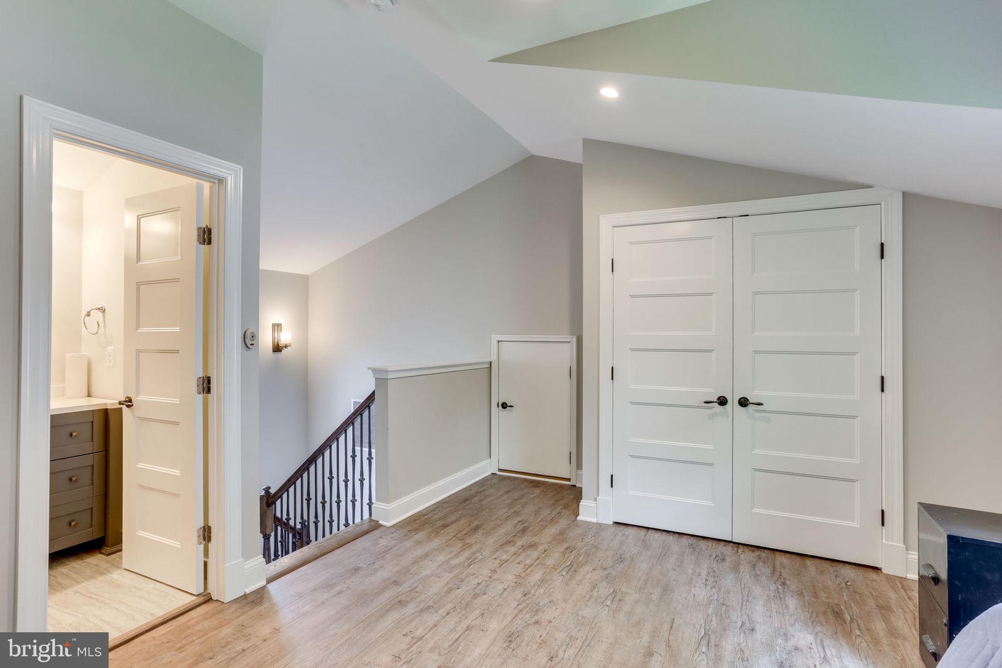 ELLISON HEIGHTS - Residential Lease