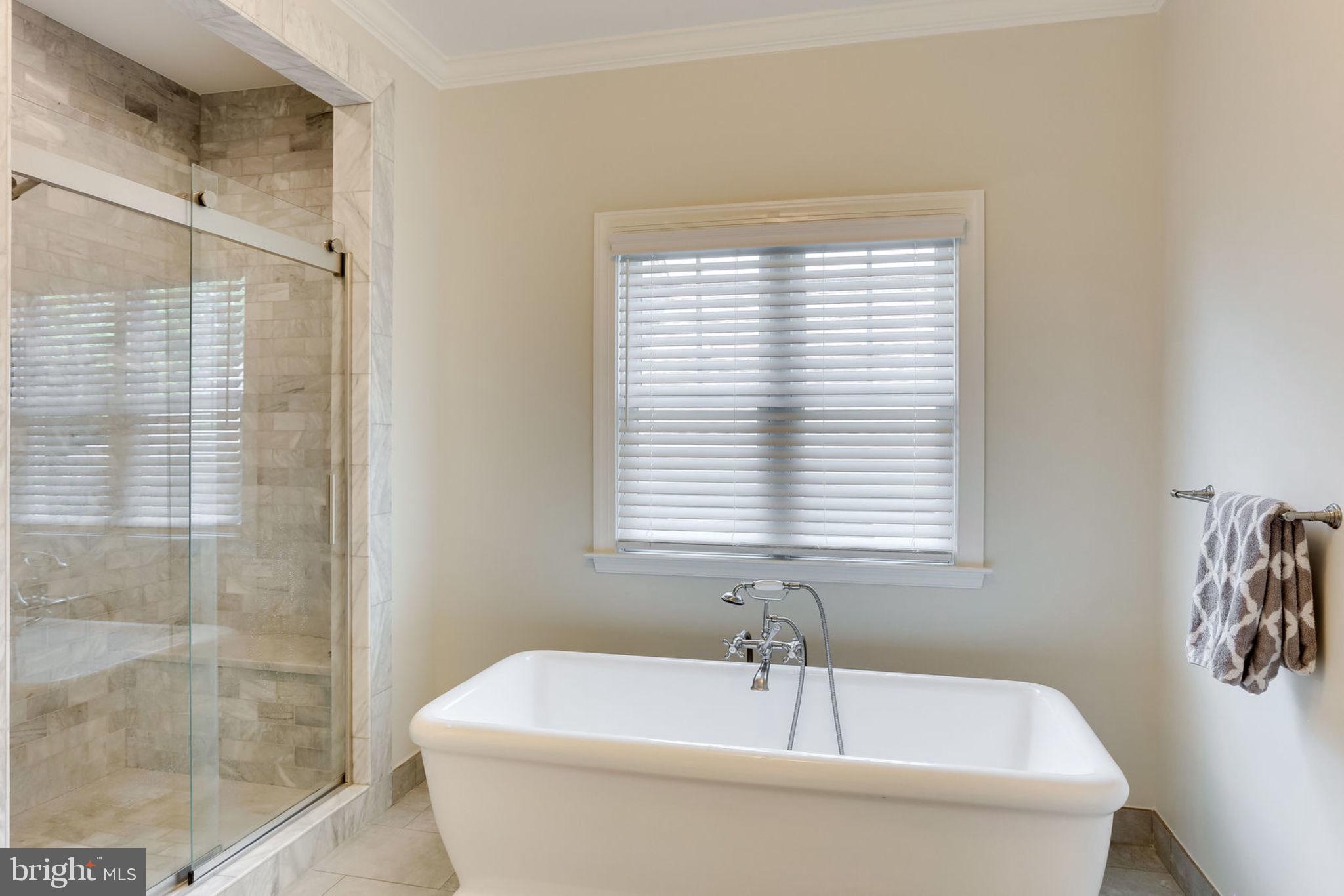 ELLISON HEIGHTS - Residential Lease