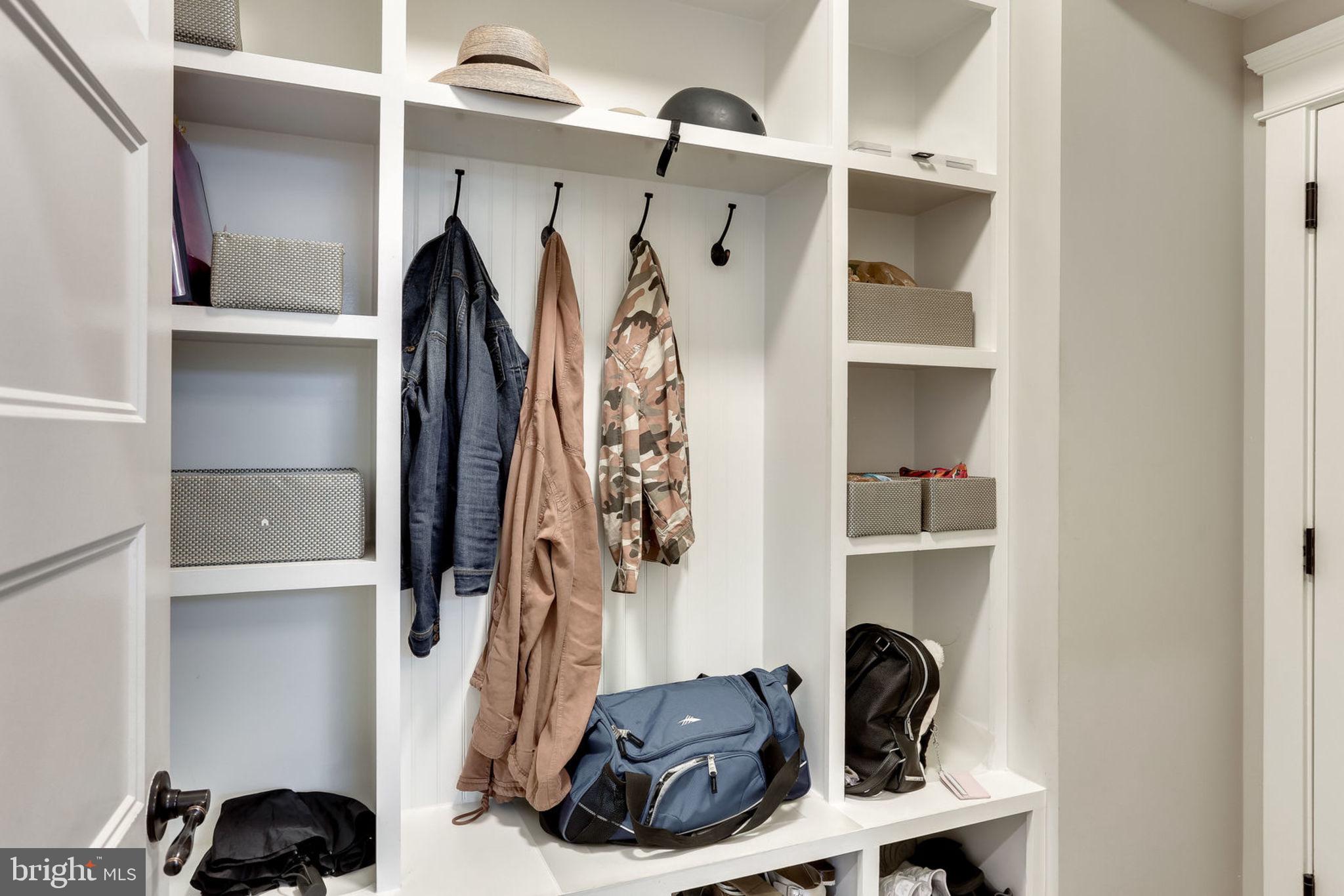 ELLISON HEIGHTS - Residential Lease