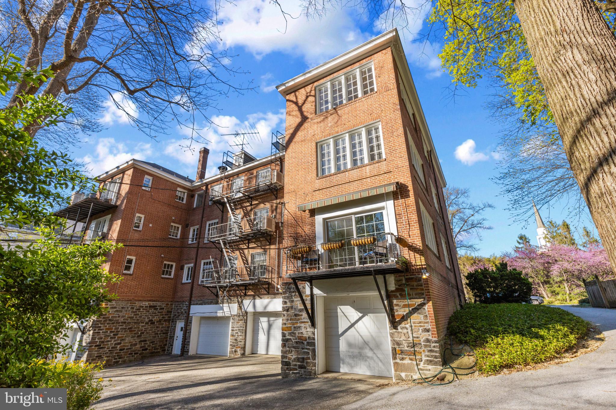 GUILFORD - Residential
