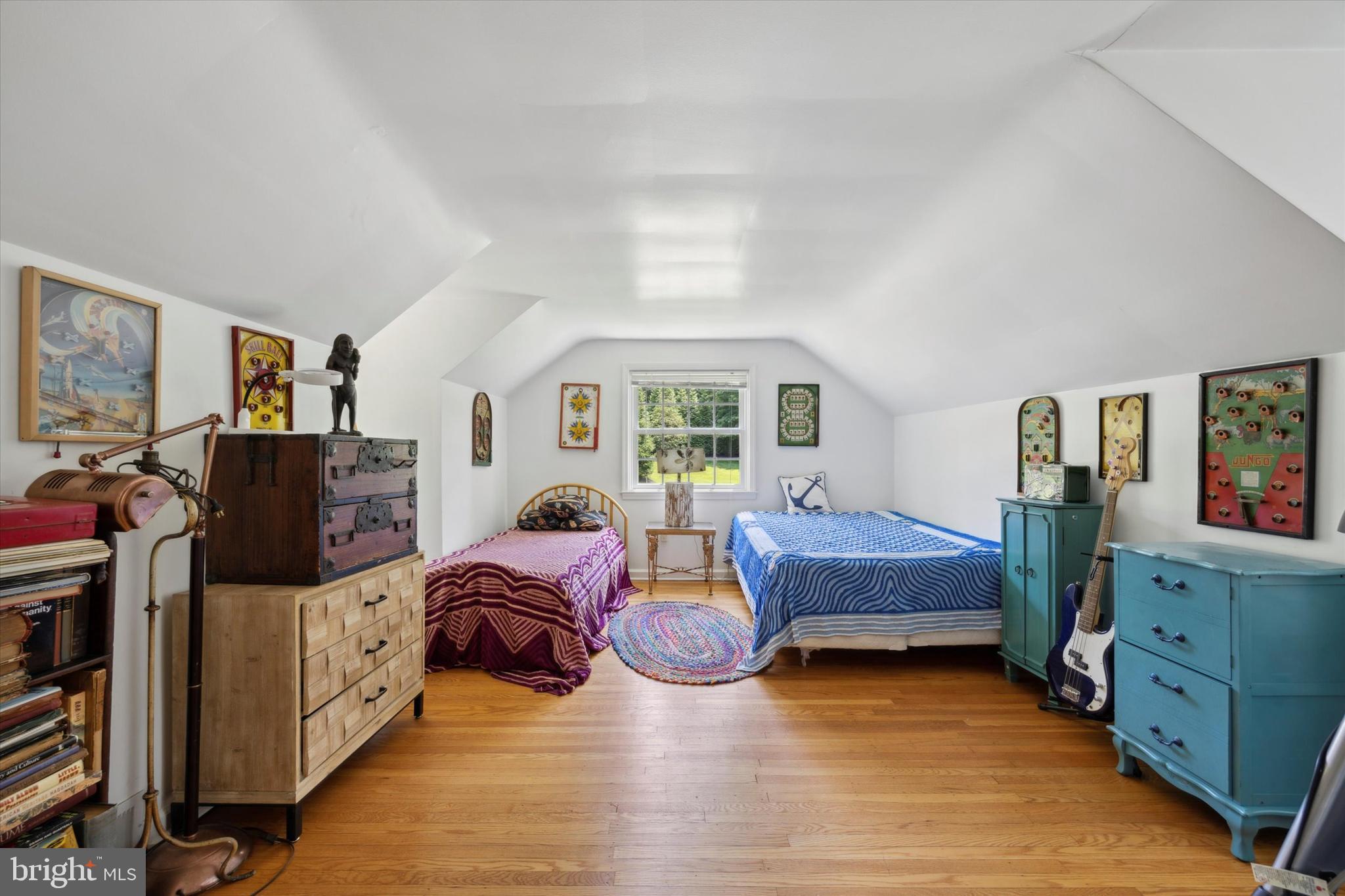 CHESTNUT HILL - Residential