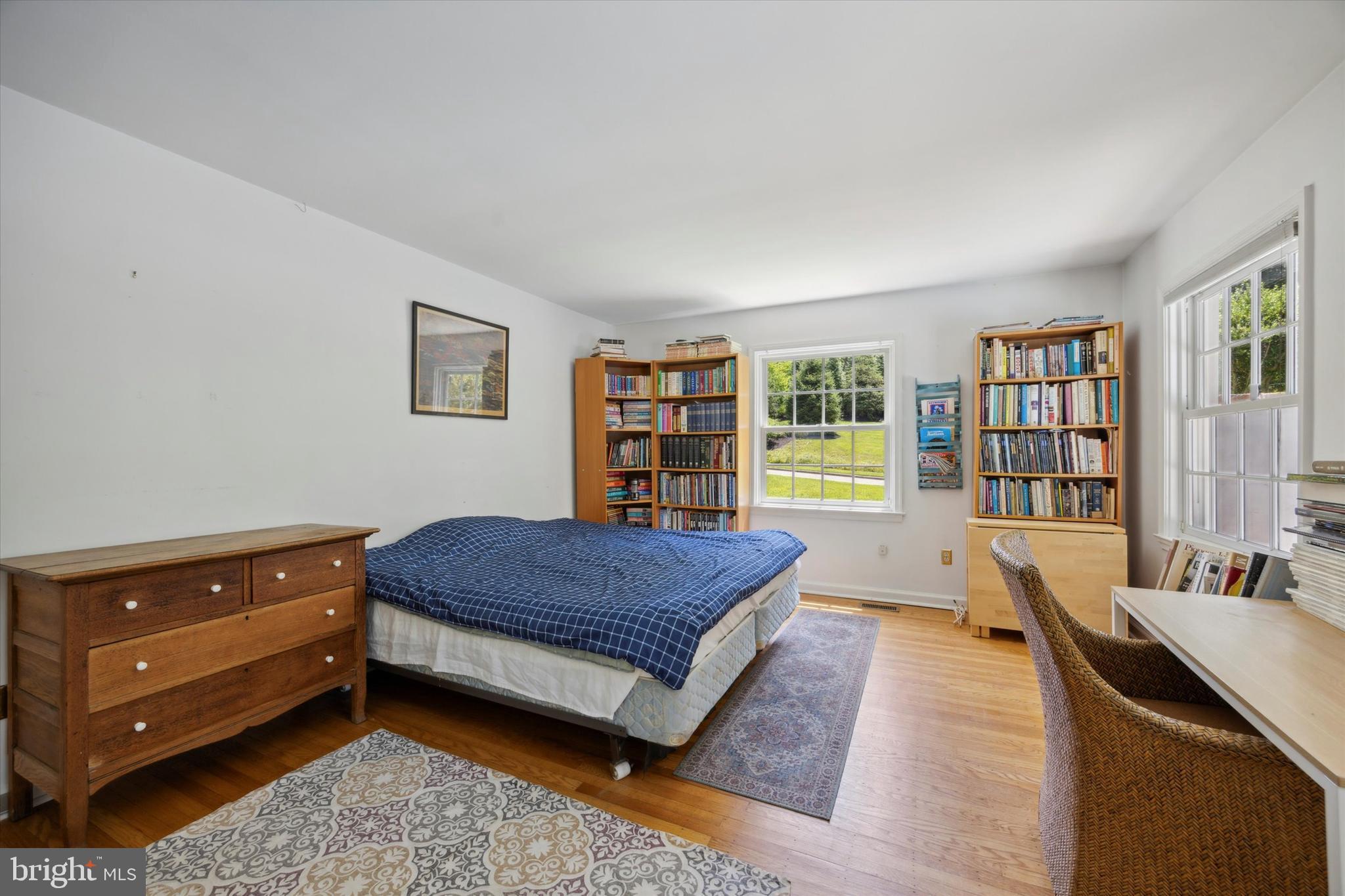 CHESTNUT HILL - Residential