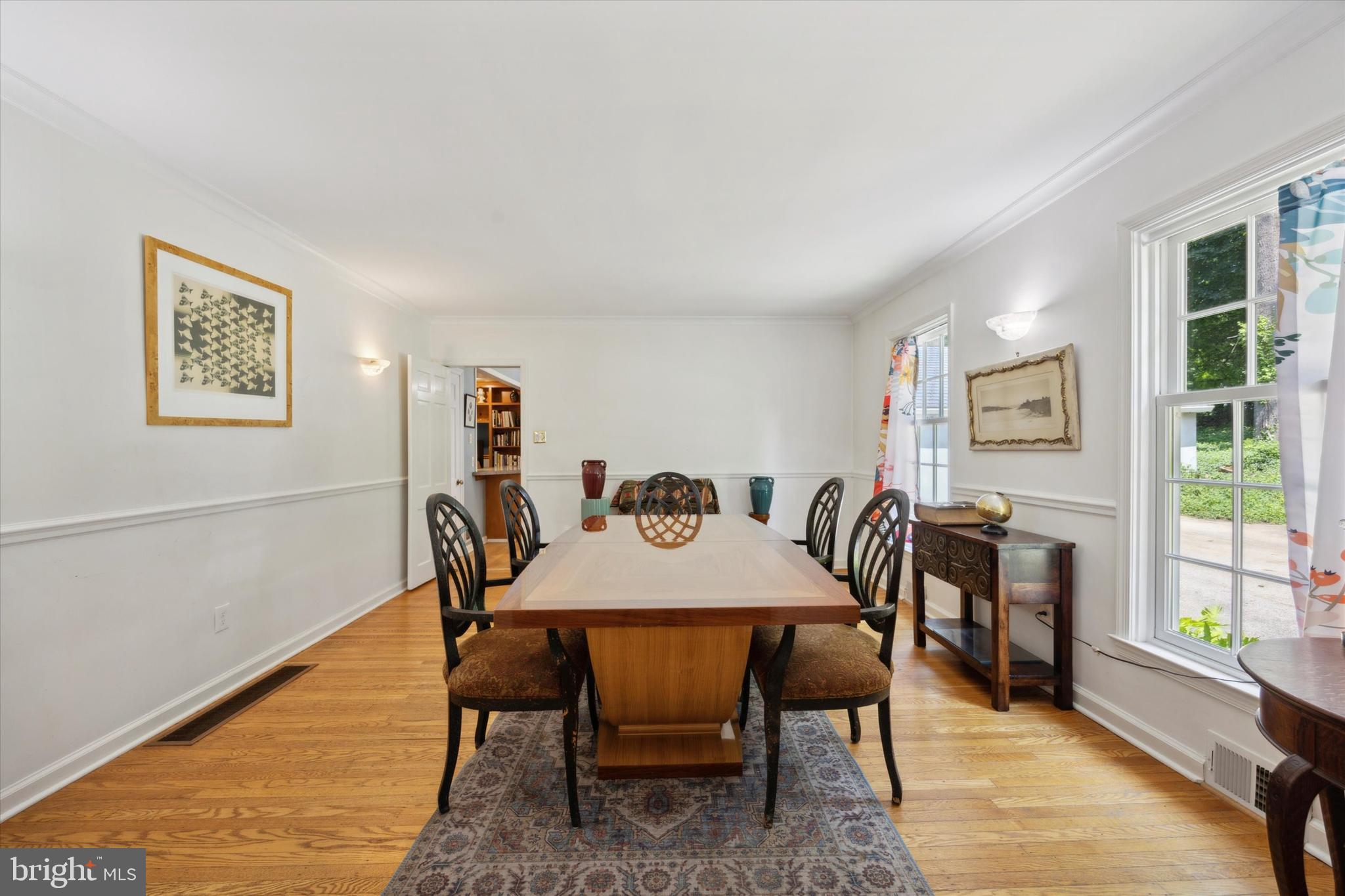 CHESTNUT HILL - Residential