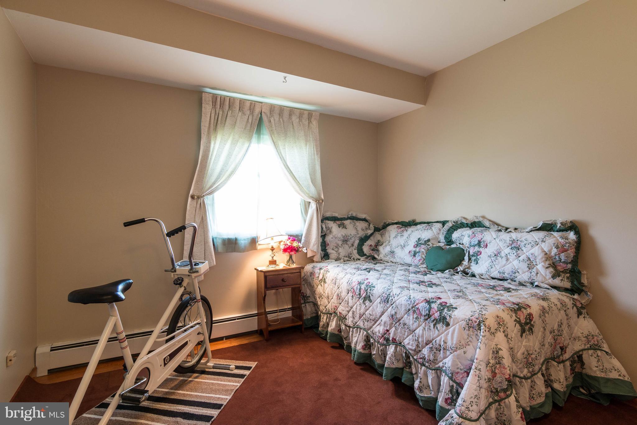 ROLLING RIDGE - Residential