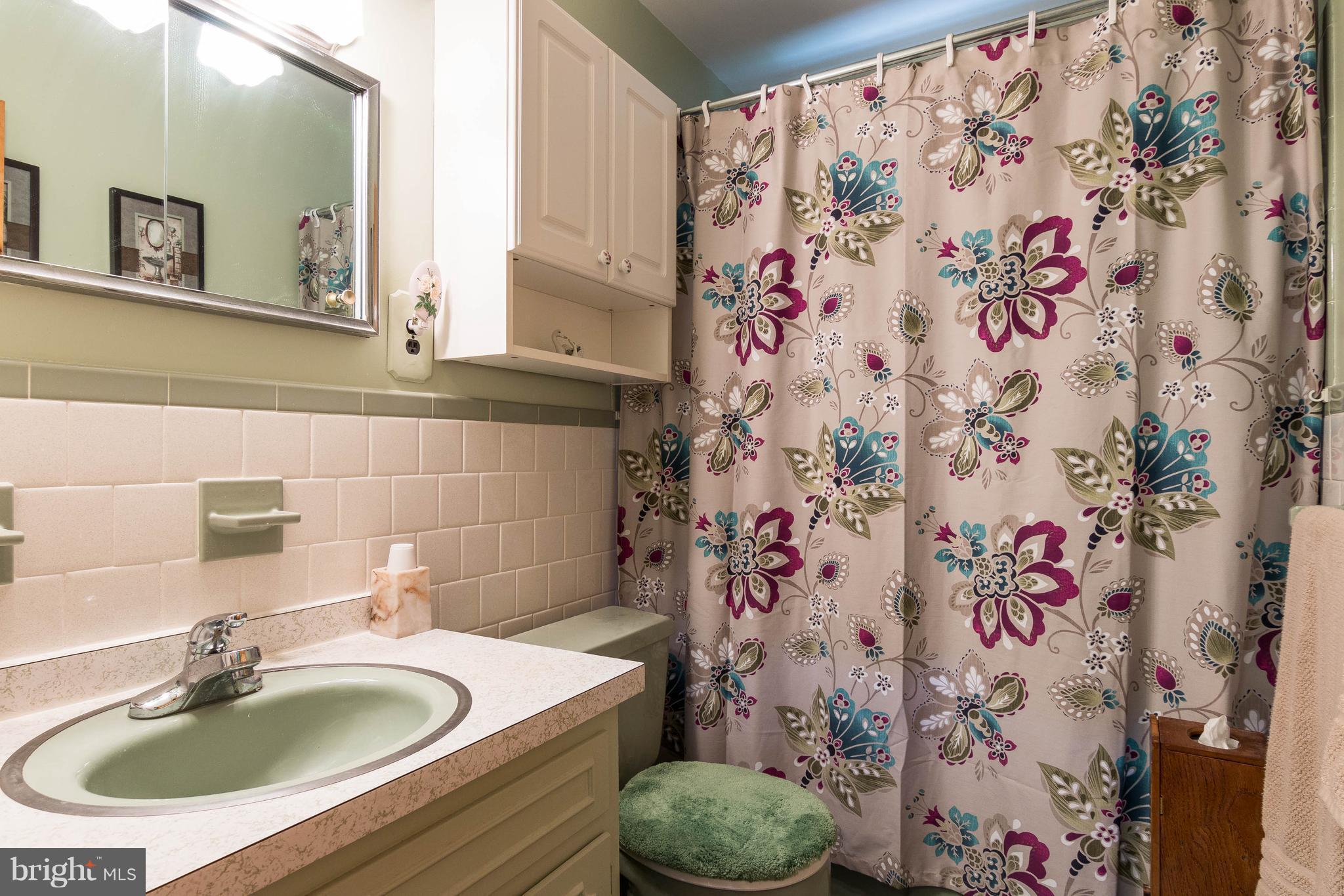 ROLLING RIDGE - Residential