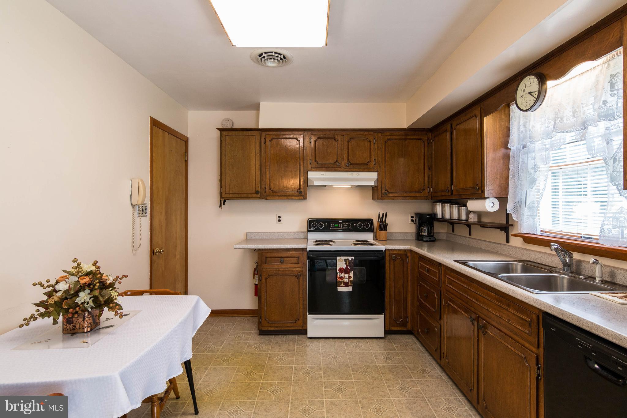 ROLLING RIDGE - Residential