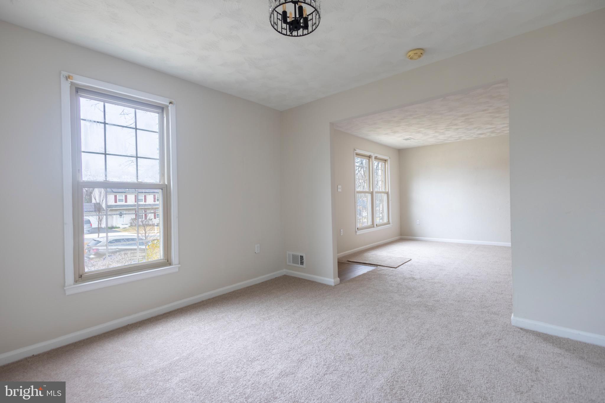 WOODS - Residential Lease