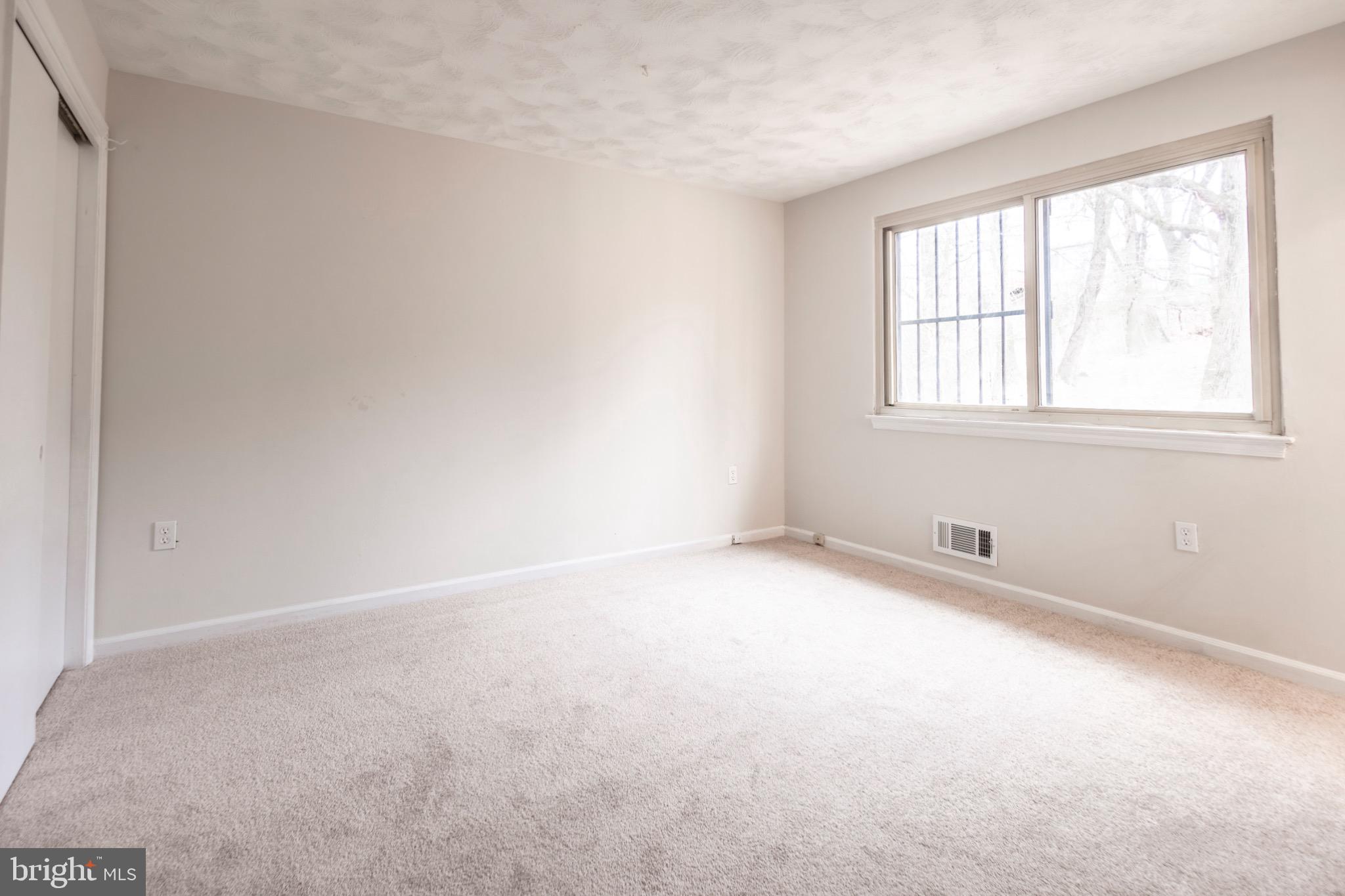 WOODS - Residential Lease