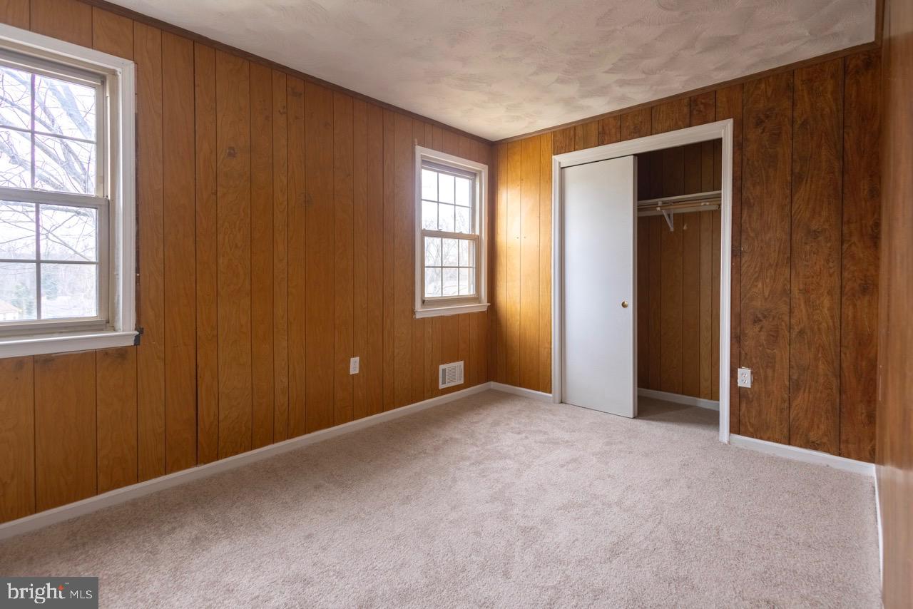 WOODS - Residential Lease