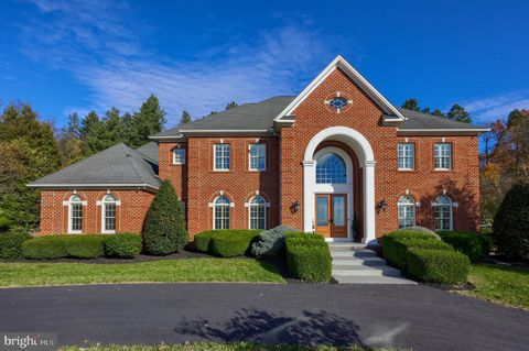 1515 WYNDHAM DRIVE YORK PA 17403