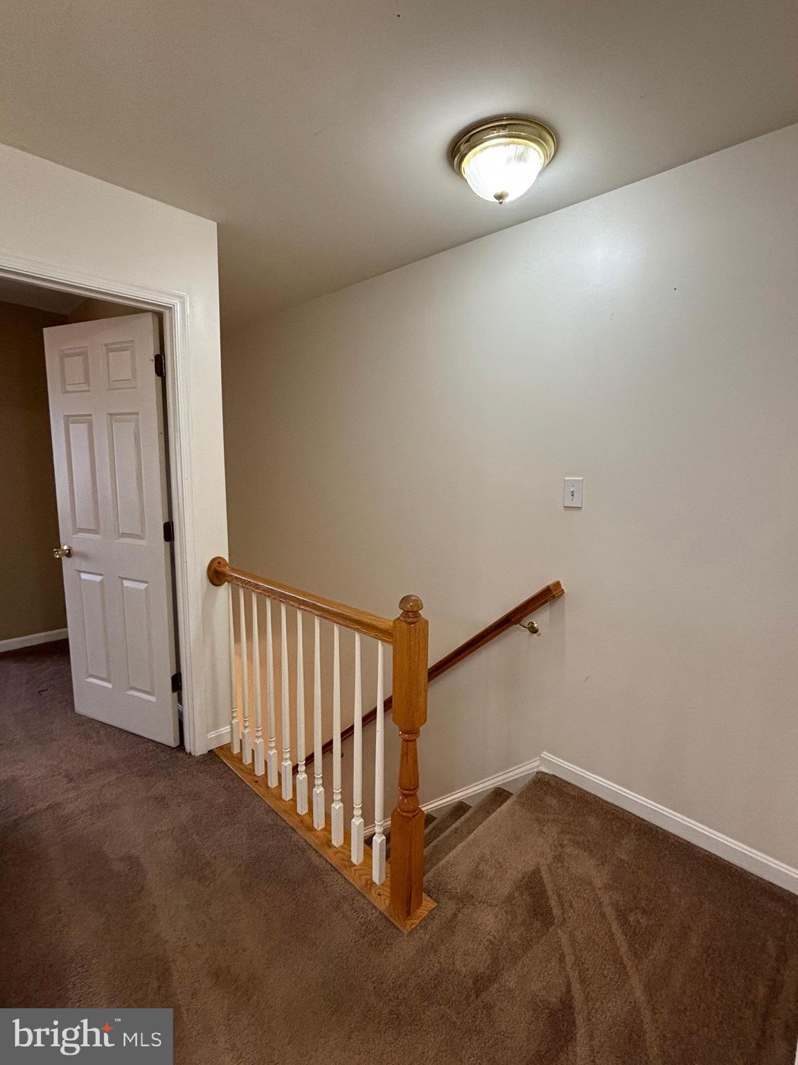 HAMMONDS MILL - Residential Lease