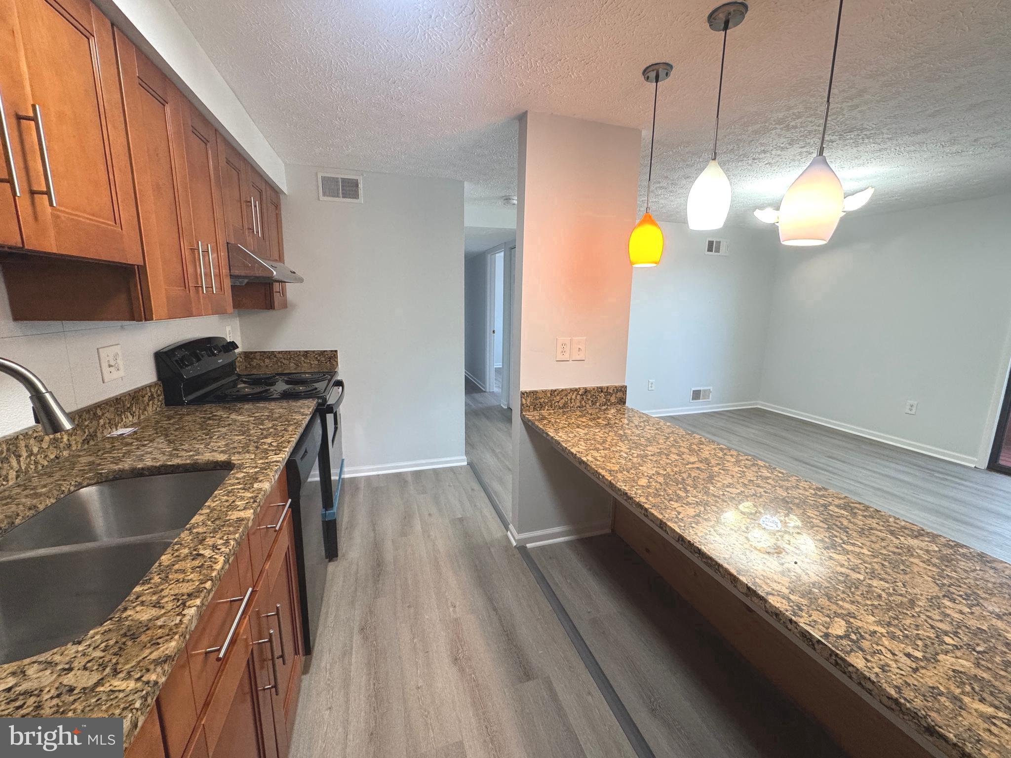 GREENFIELD COMMONS - Residential