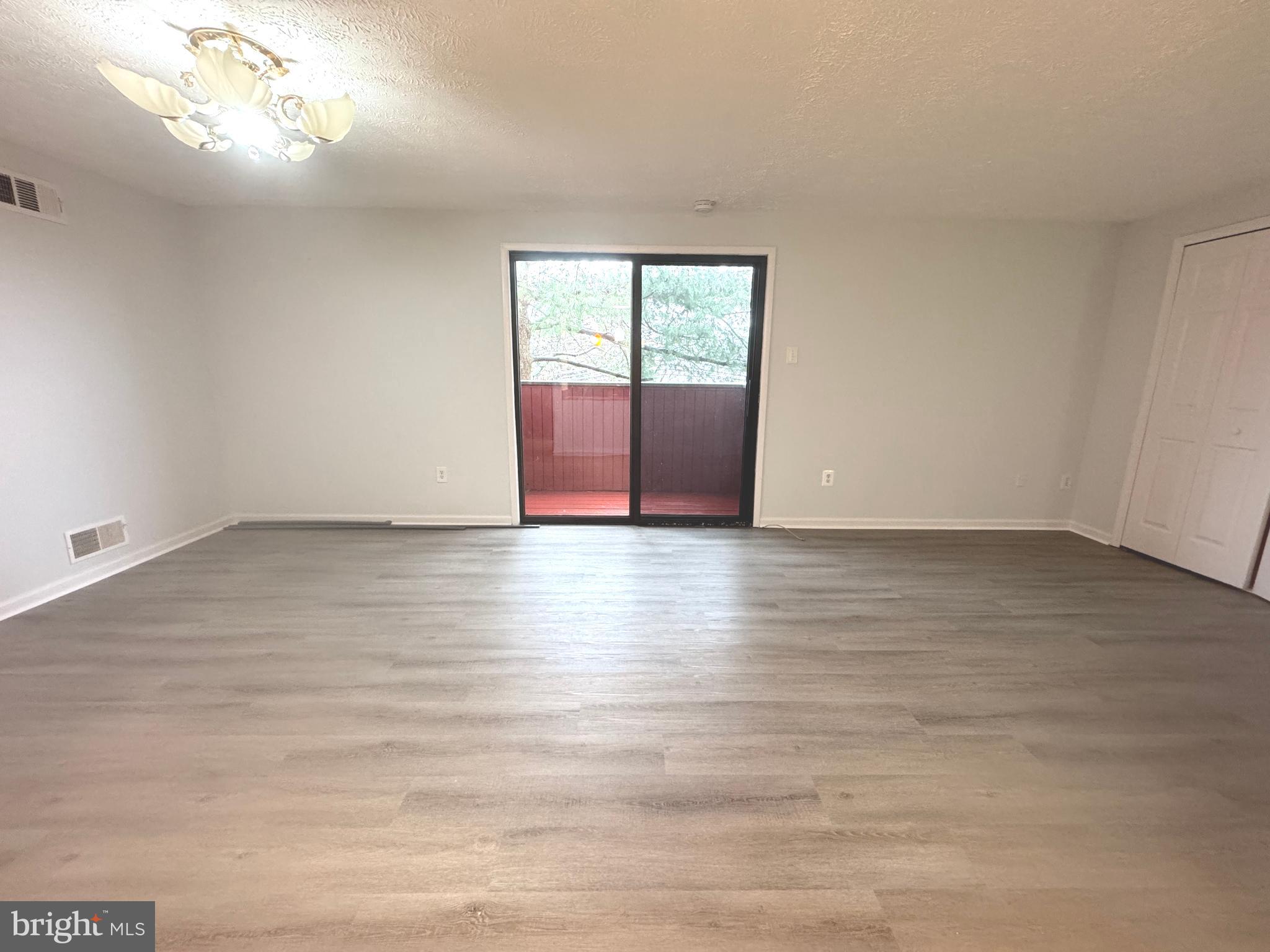 GREENFIELD COMMONS - Residential