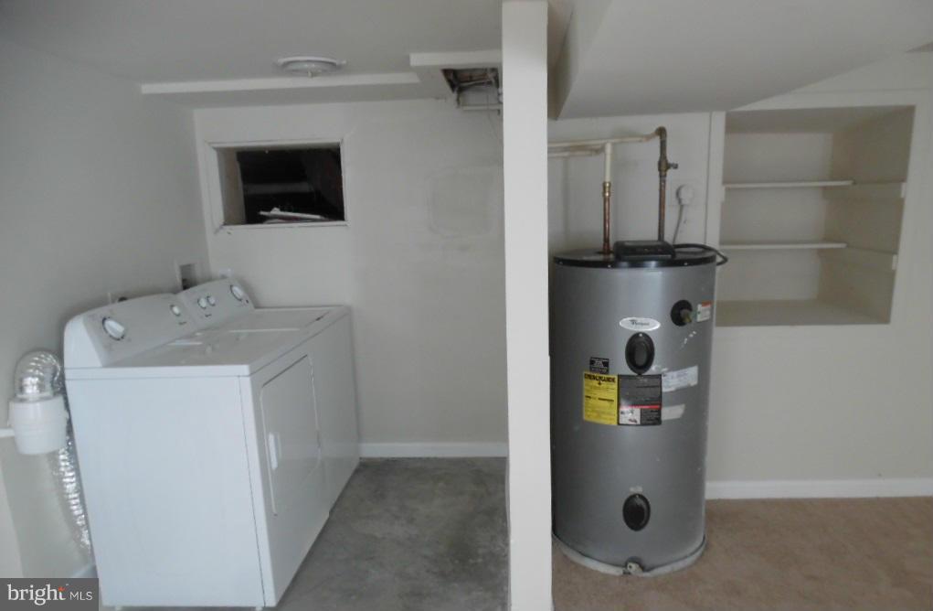 CATONSVILLE MANOR - Residential