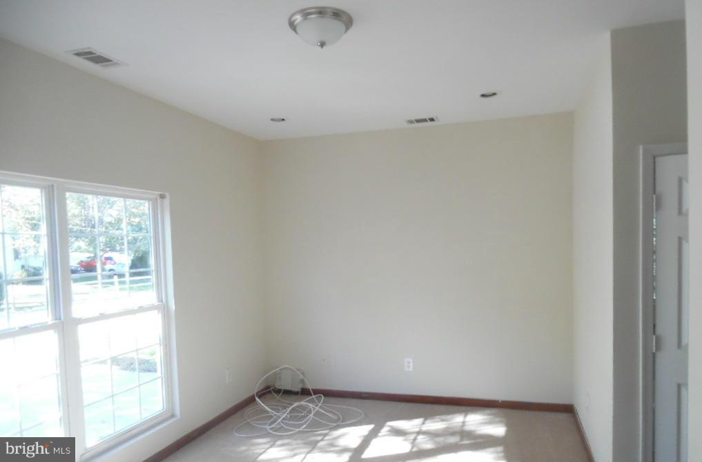 CATONSVILLE MANOR - Residential