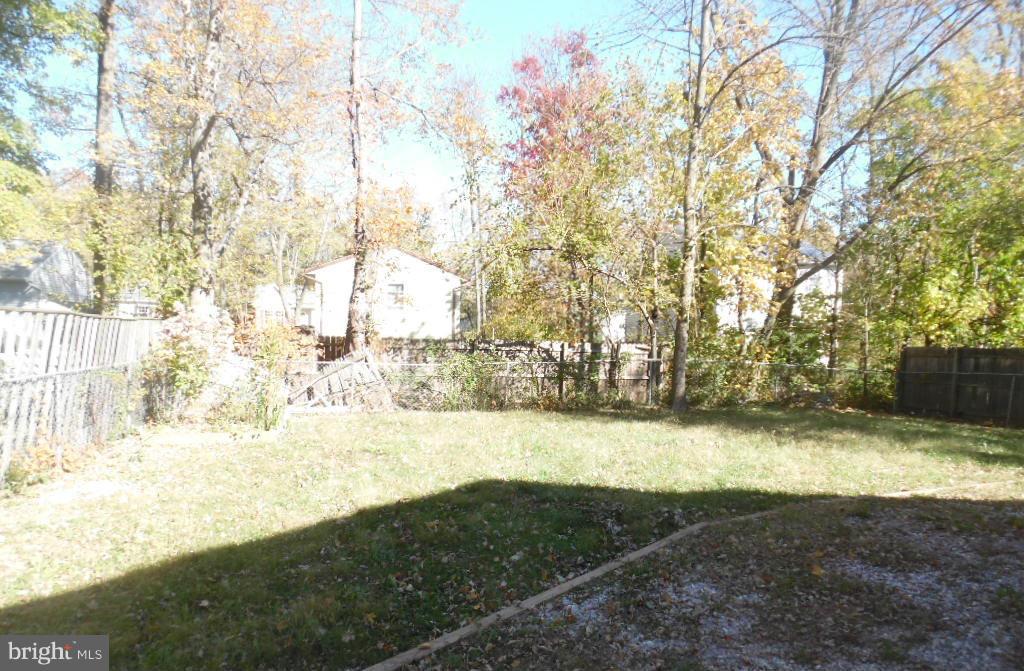 CATONSVILLE MANOR - Residential